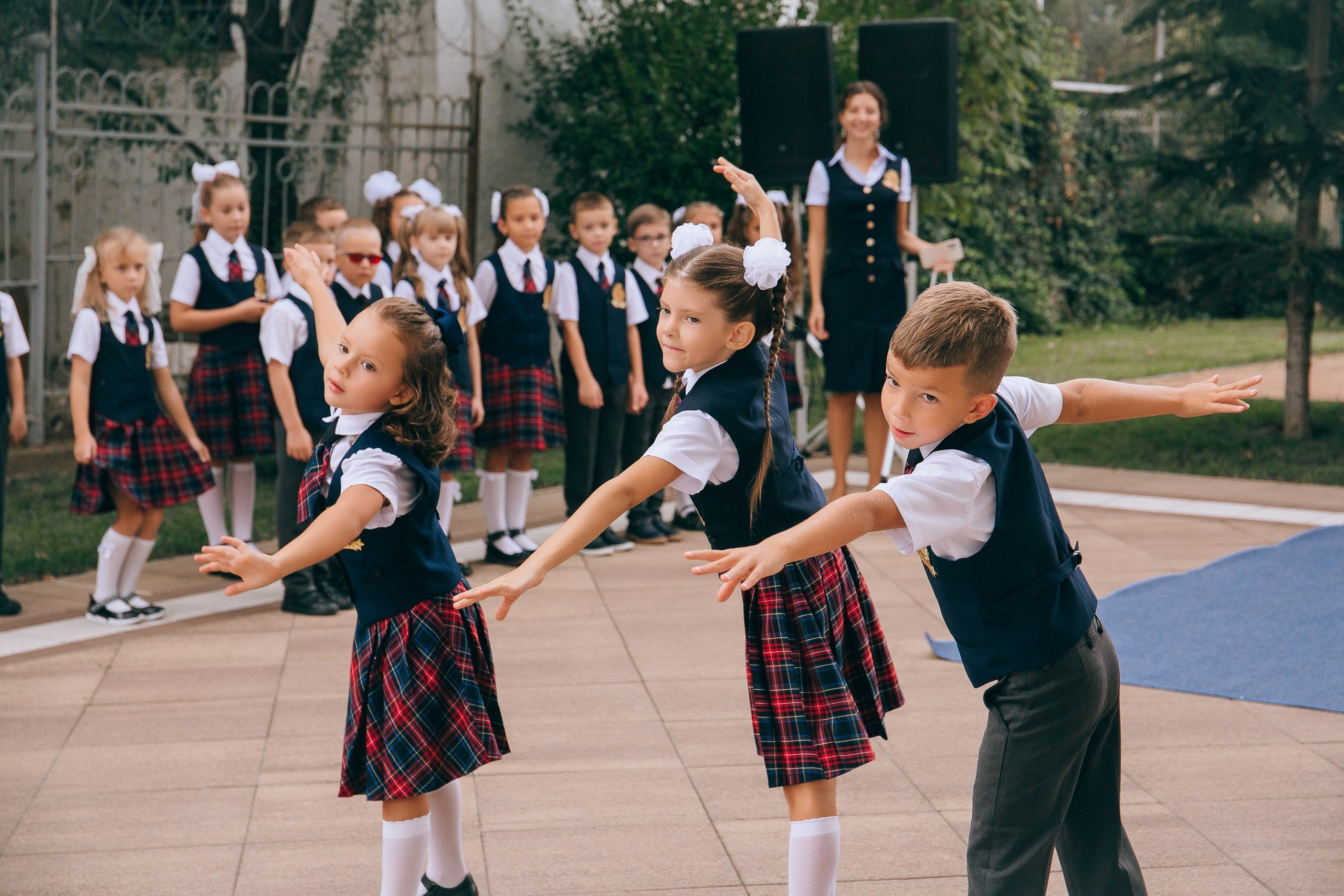 1 класс школа «Личность». Выпускные альбомы Натальи Бутко: Новороссийск, Анапа, Геленджик