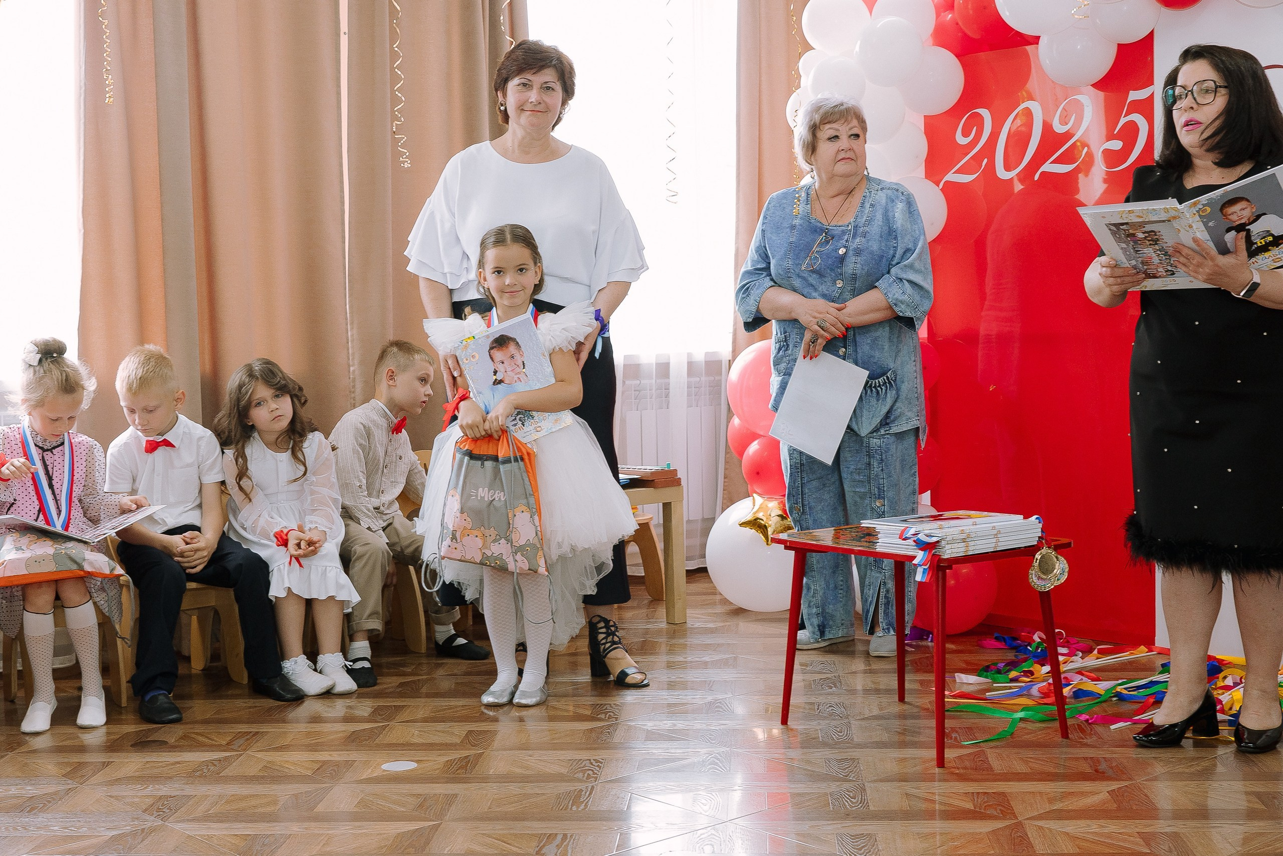 Выпускной в ДС 26. Выпускные альбомы Натальи Бутко: Новороссийск, Анапа, Геленджик