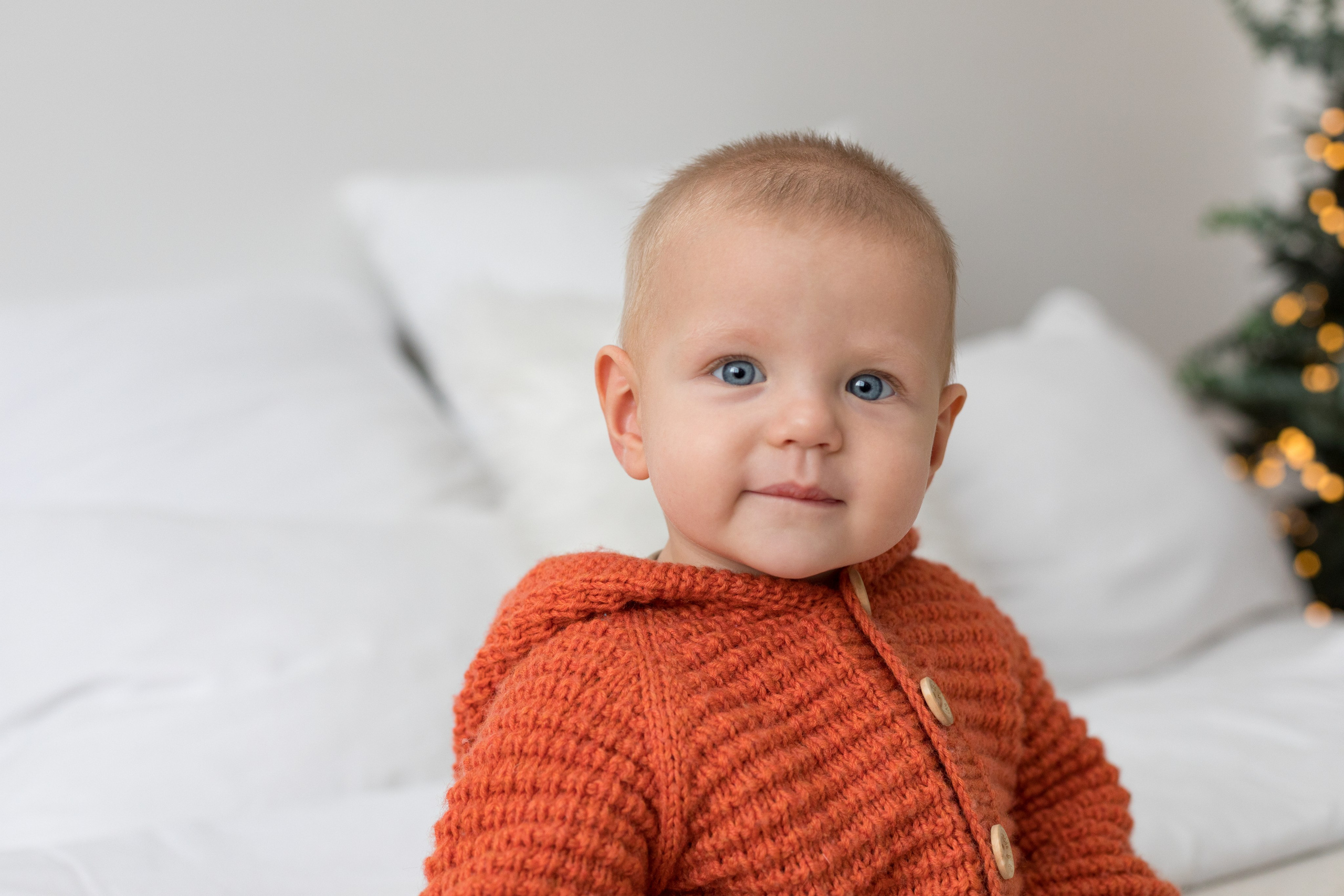 Студийная новогодняя фотосессия семьи. Детский и контент фотограф Надя Волкова Санкт-Петербург