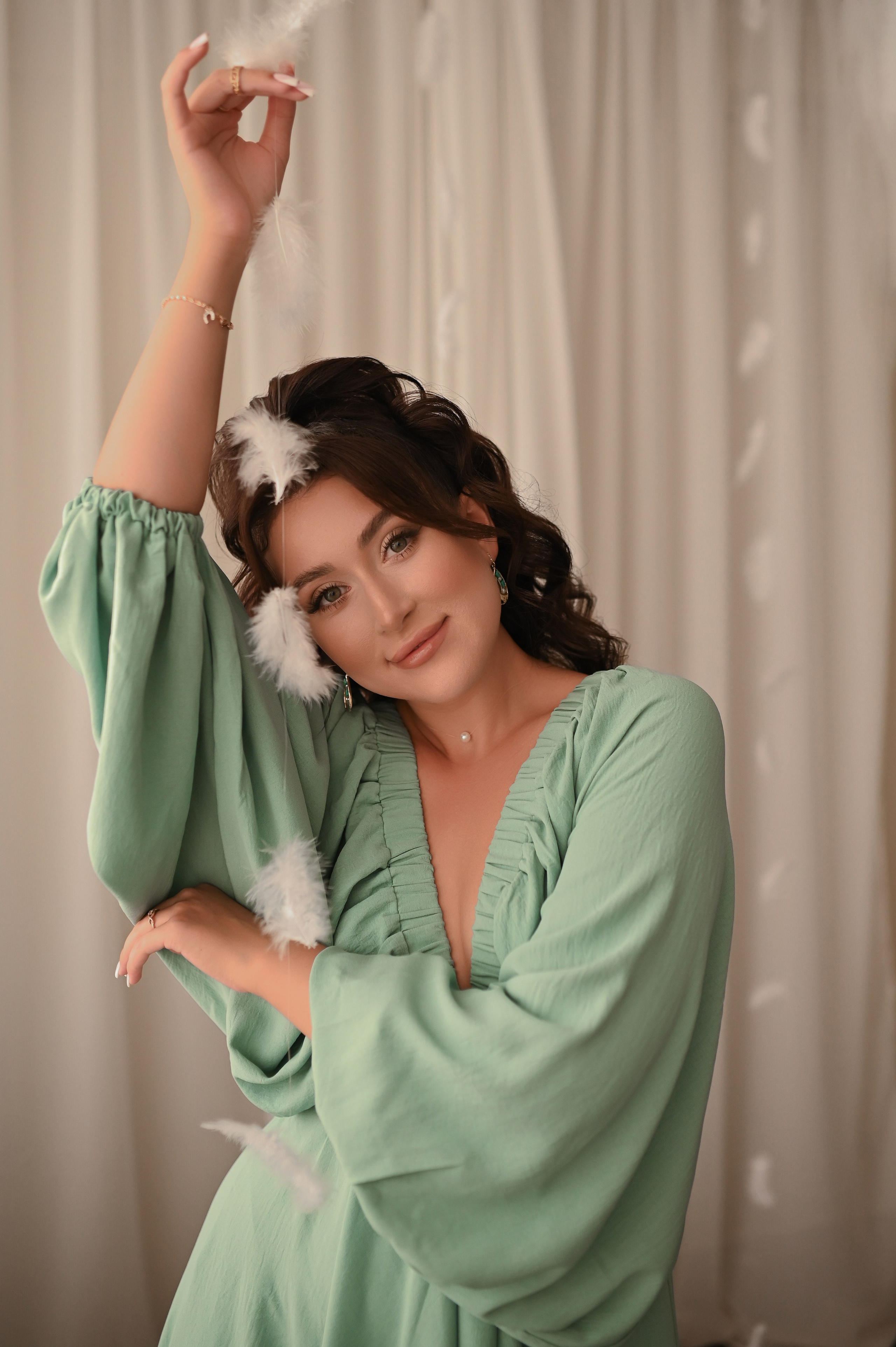 Надежда. Твой личный проводник к красивым фотографиям в Старом Осколе