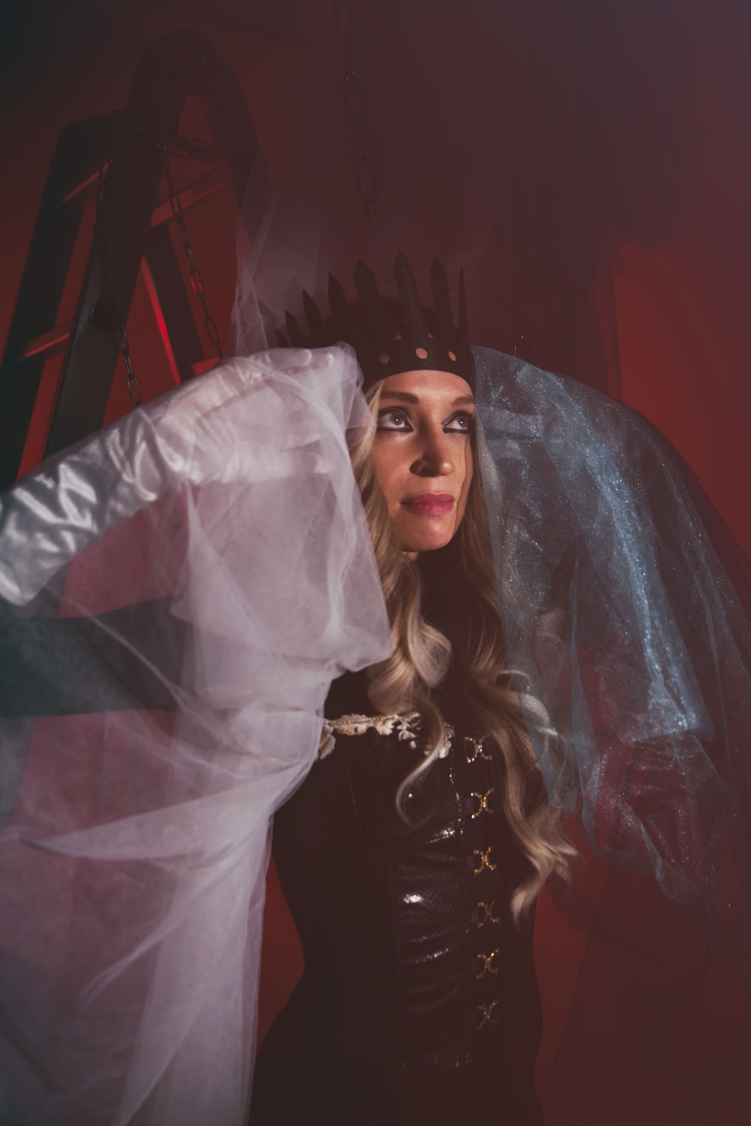 NEO-TSAREVNA. Yulia Yurchevskaya | Art Director & Visual Visionary