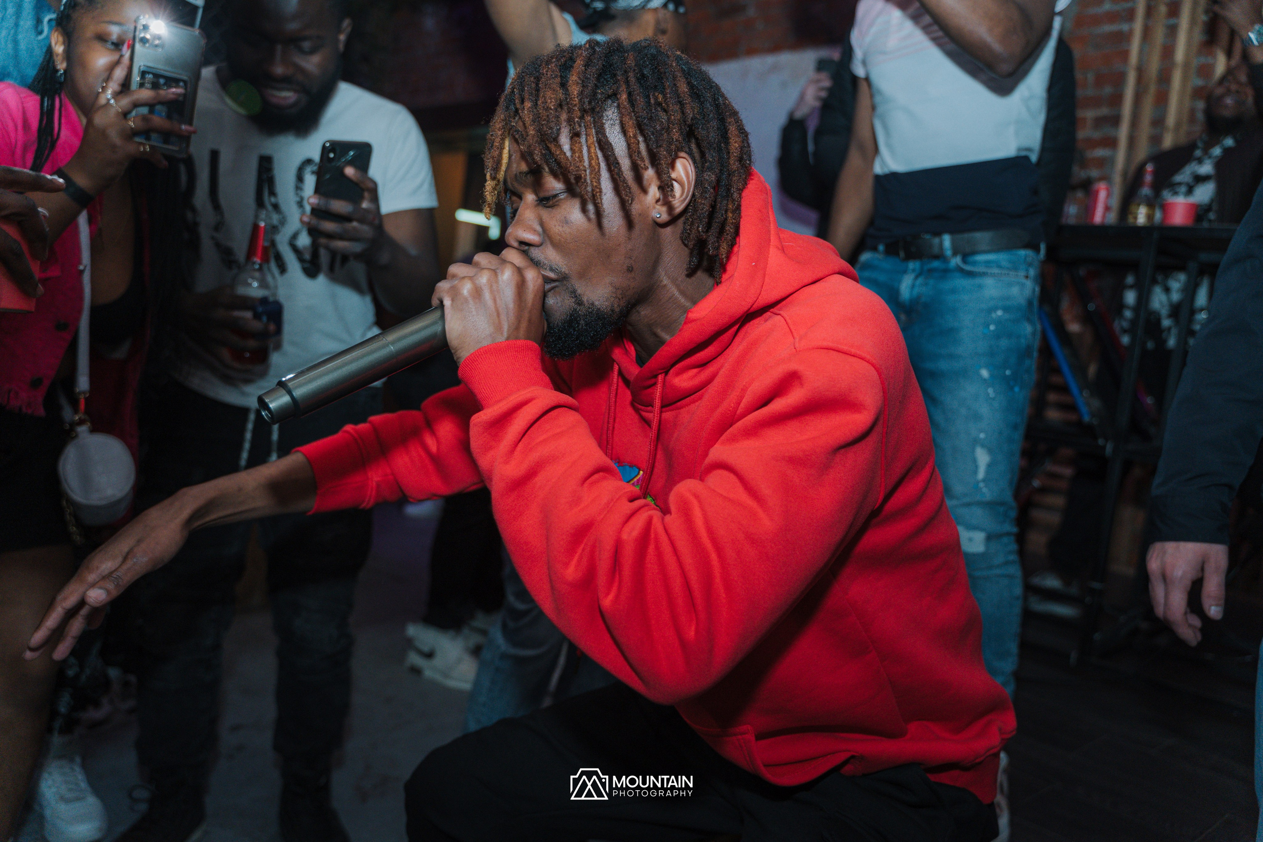 El Natic Album presntation. Я занимаюсь событийной, свадебной, товарной, студийной… фотографией