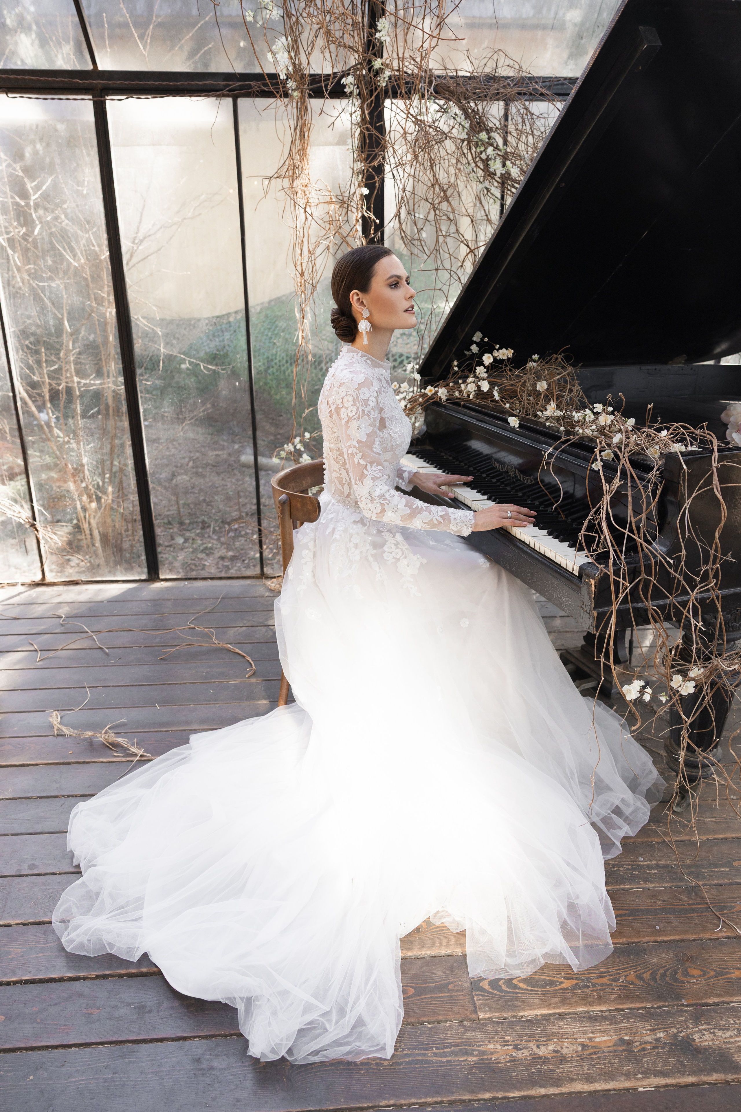 Серафима и Алексей в оранжерее. Свадебный и портретный фотограф в Москве Мария Кравченко