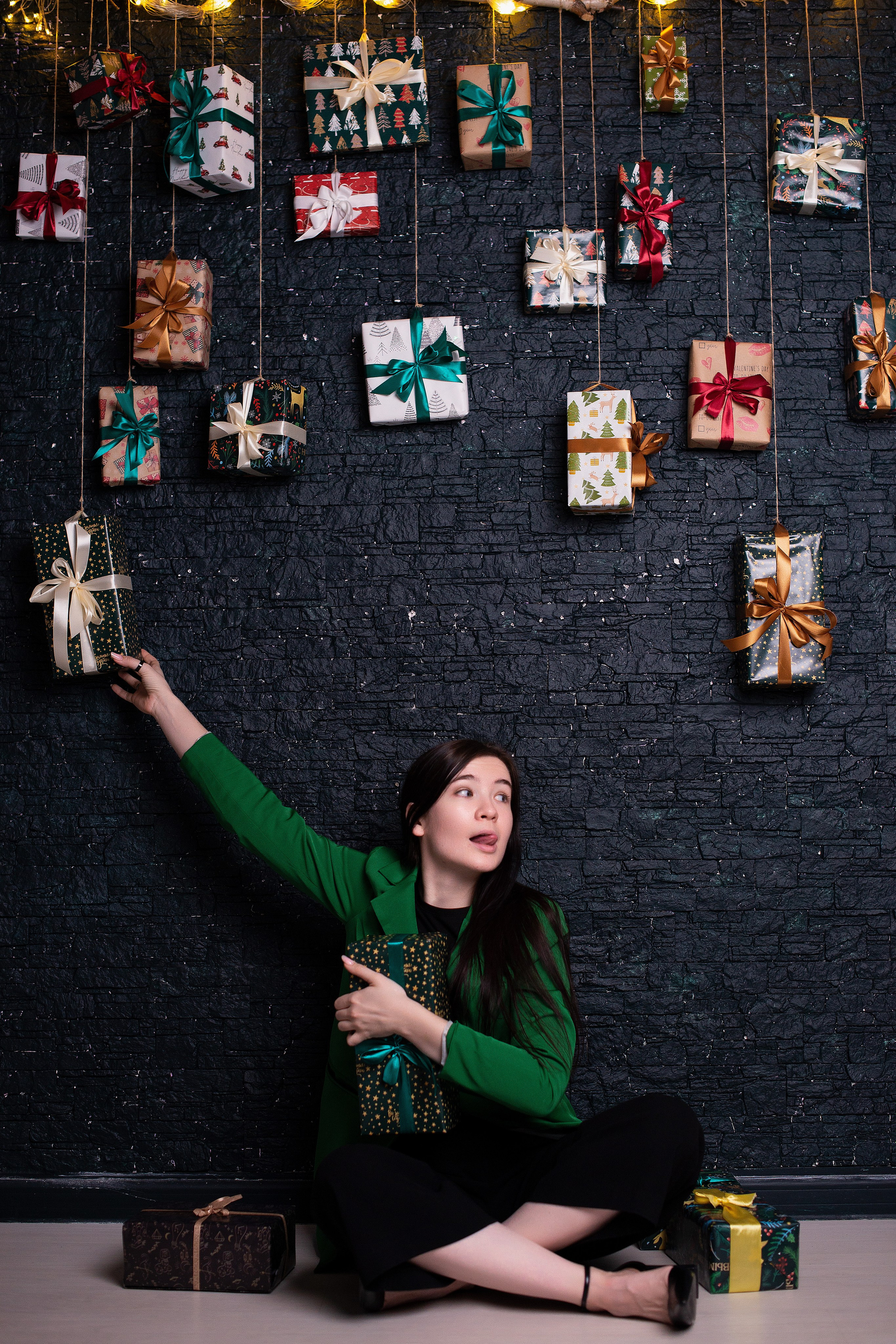 Юлечка в новогодней локации. Творческий фотограф Вологда