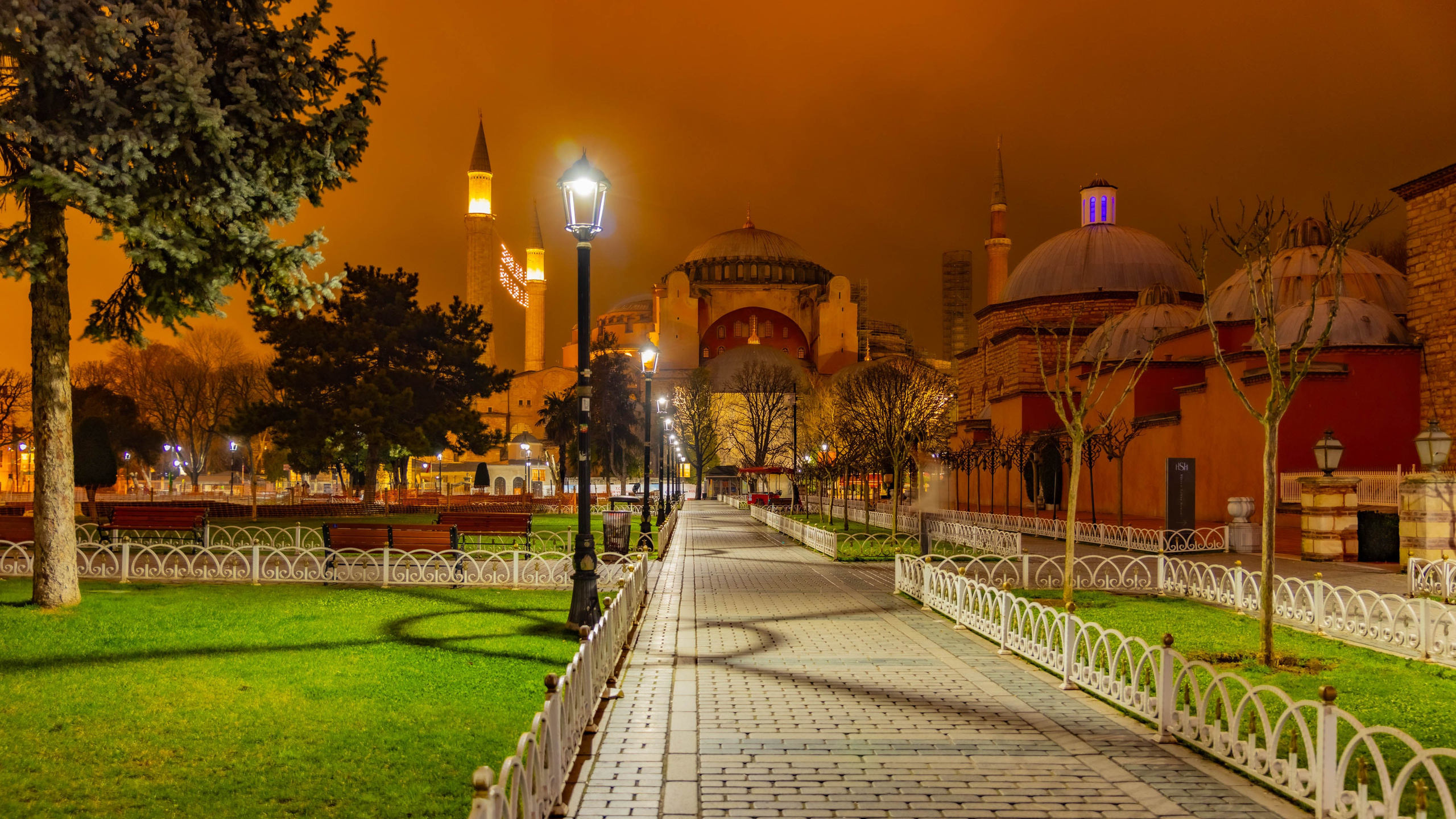 2025 0 2. Греция, Метеоры — Турция, Стамбул. Фотографии