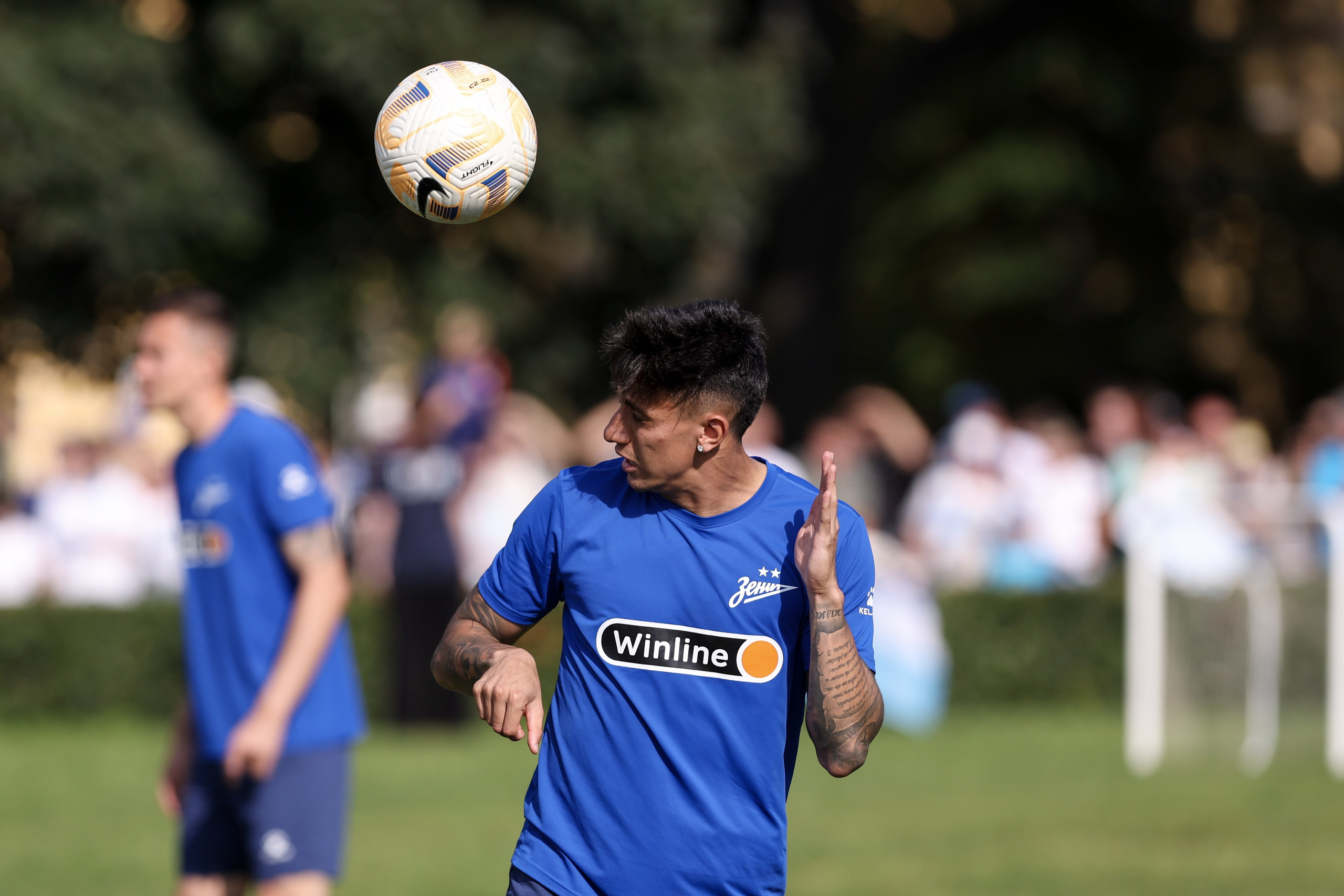 Открытая тренировка ФК «Зенит» Санкт-Петербург. Спортивный и репортажный фотограф Антон Тереханов