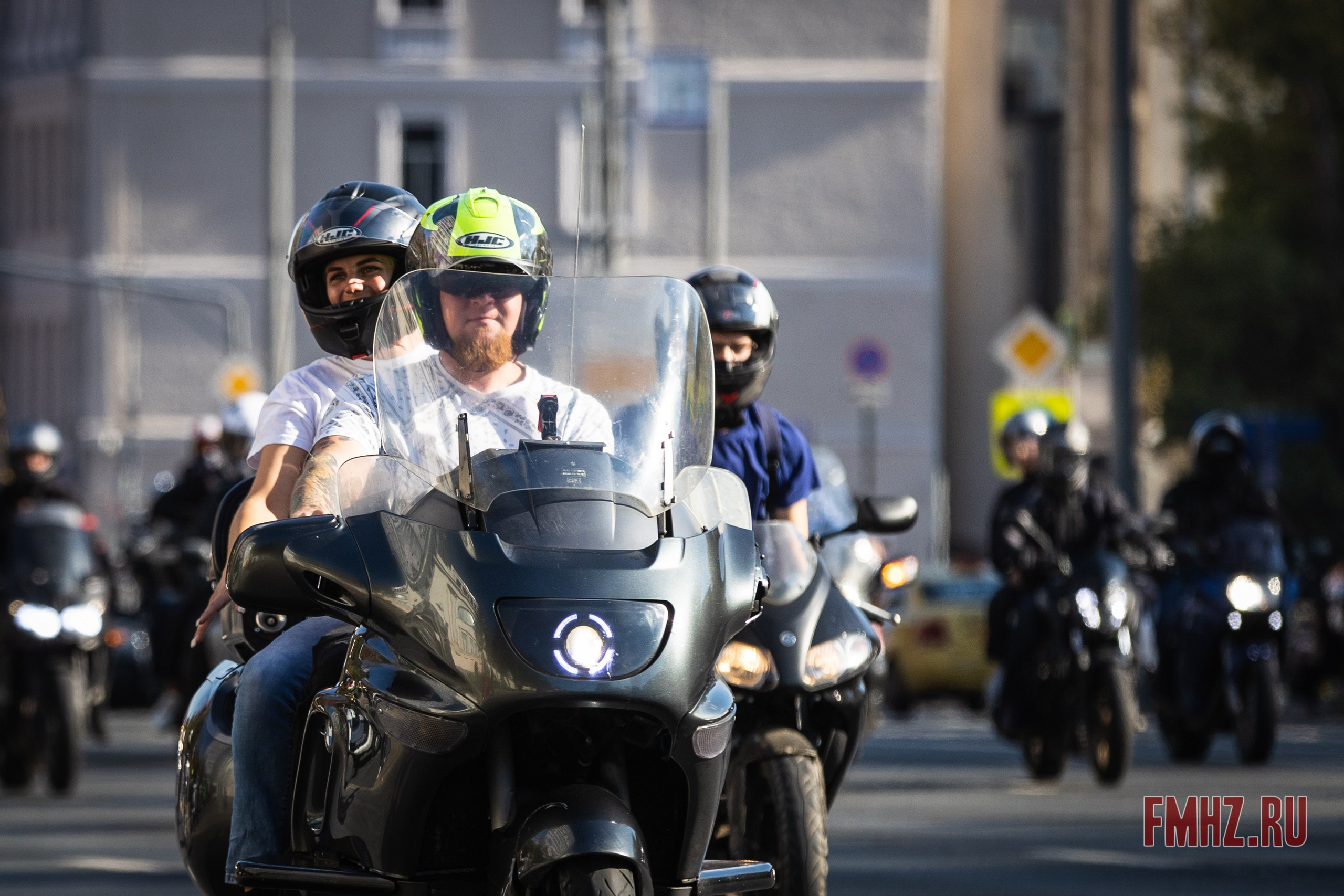 Закрытие Мотосезона 2023 на проспекте Академика Сахарова. Фотограф Владимир Охрименко