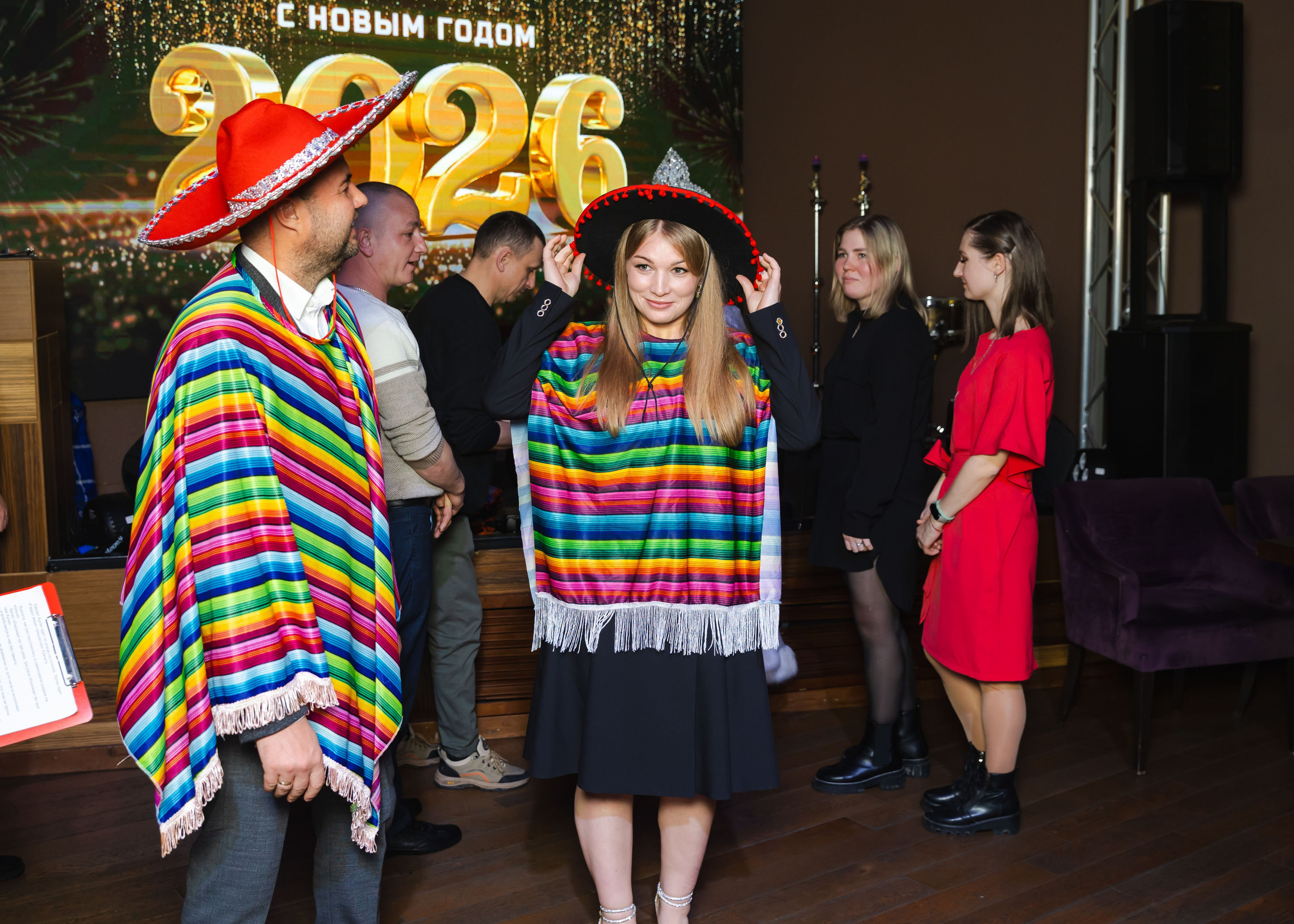 НОВОГОДНИЕ КОРПОРАТИВЫ. ФОТОГРАФ ВИНОГРАДОВА ДАРЬЯ