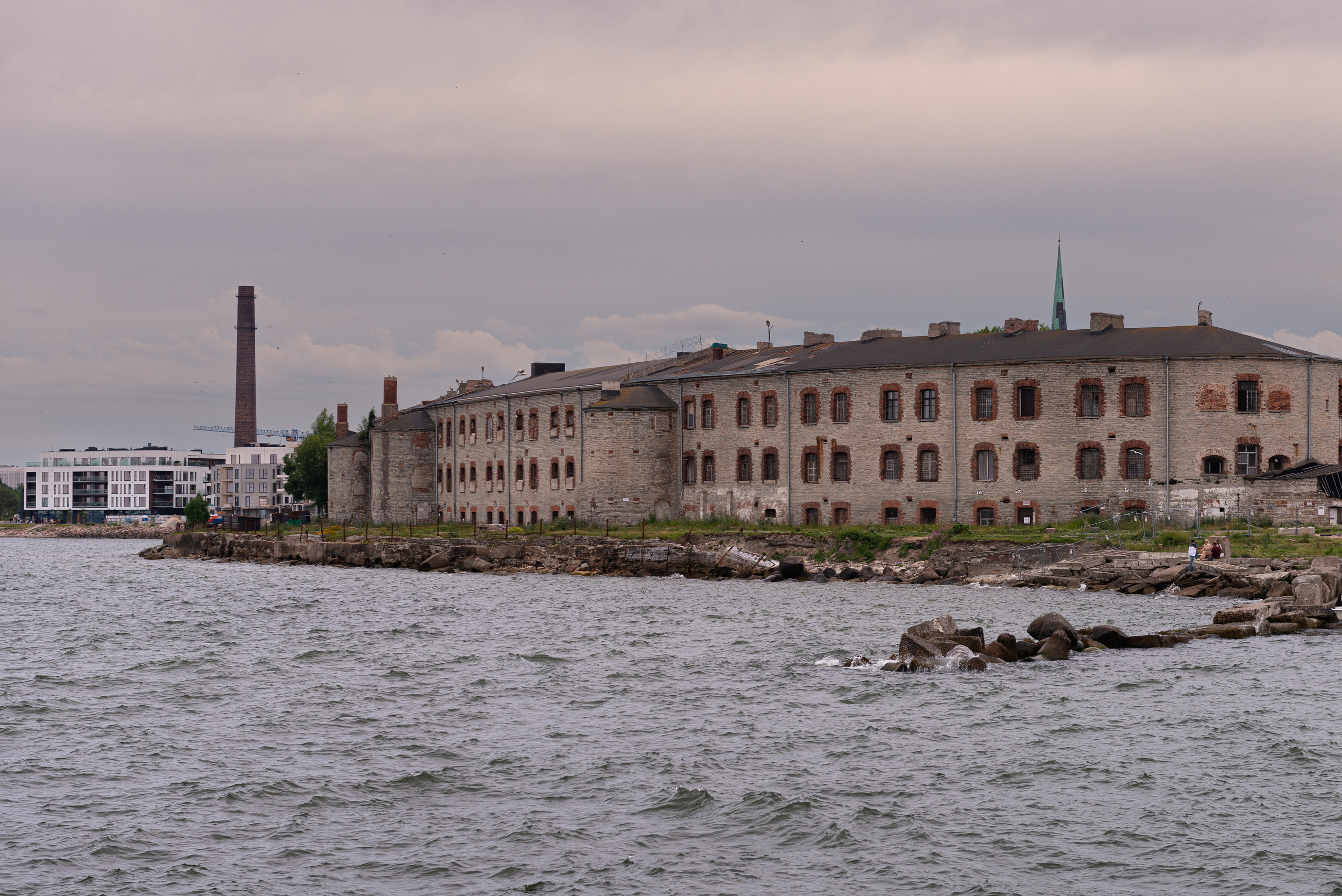 старая тюрьма Таллинского залива 