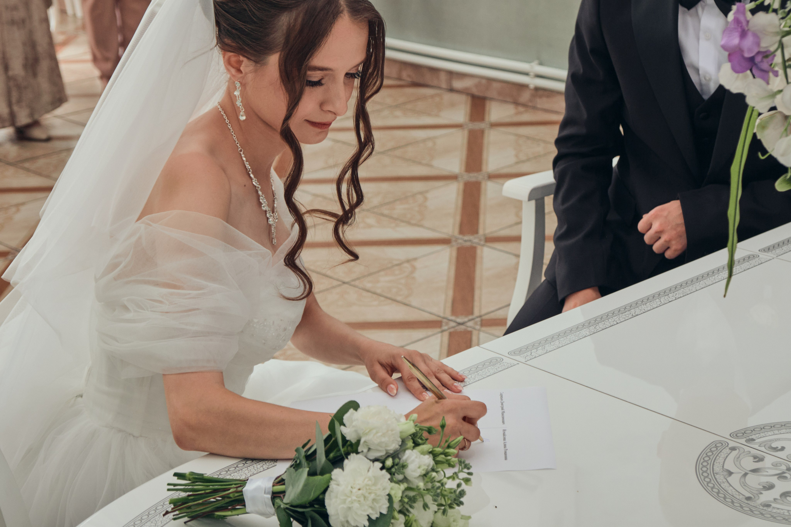 Роспись. Фэшн фотограф Арина Эльюс в Новосибирске