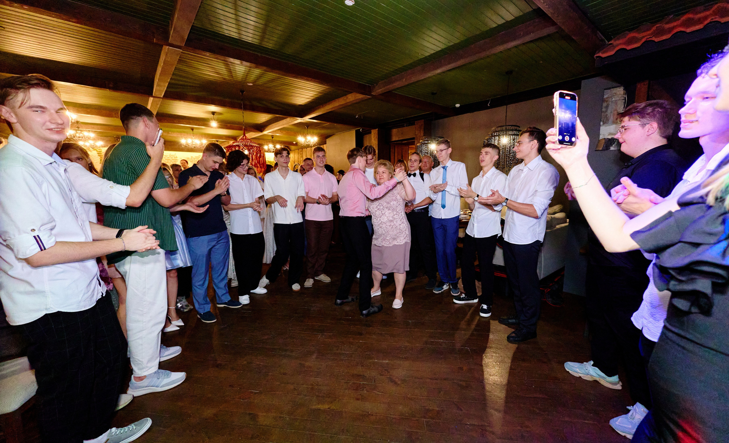 Выпускной 35 Сош. Фотограф Выпускные альбомы Таганрог Сергей Коробченко