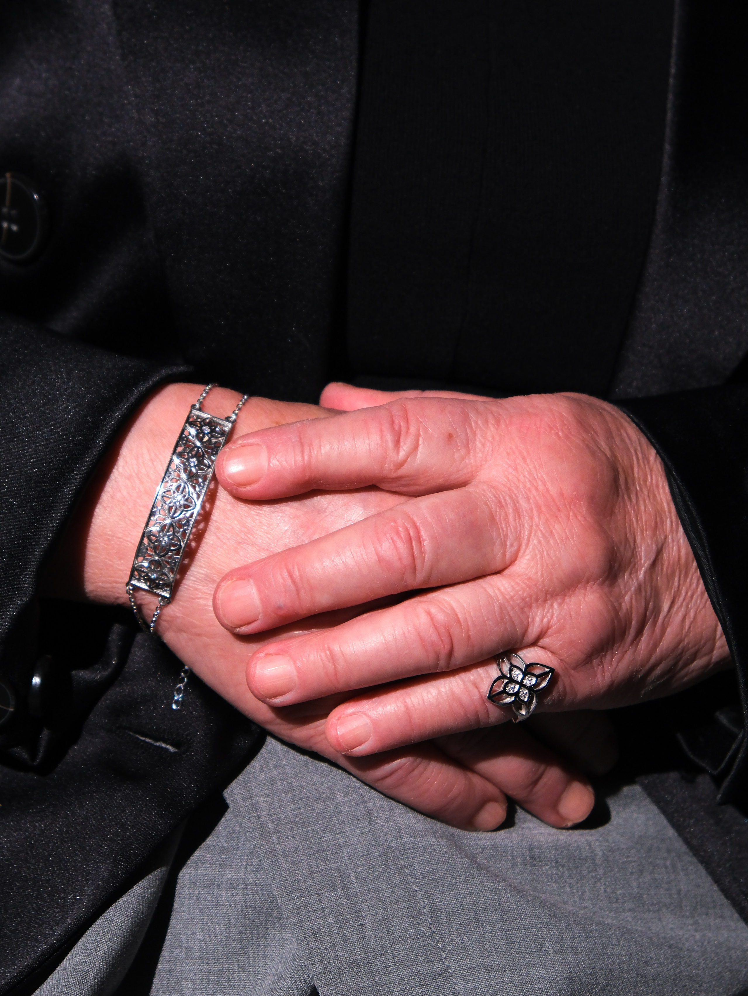 Mayralla Hazna. VonContent