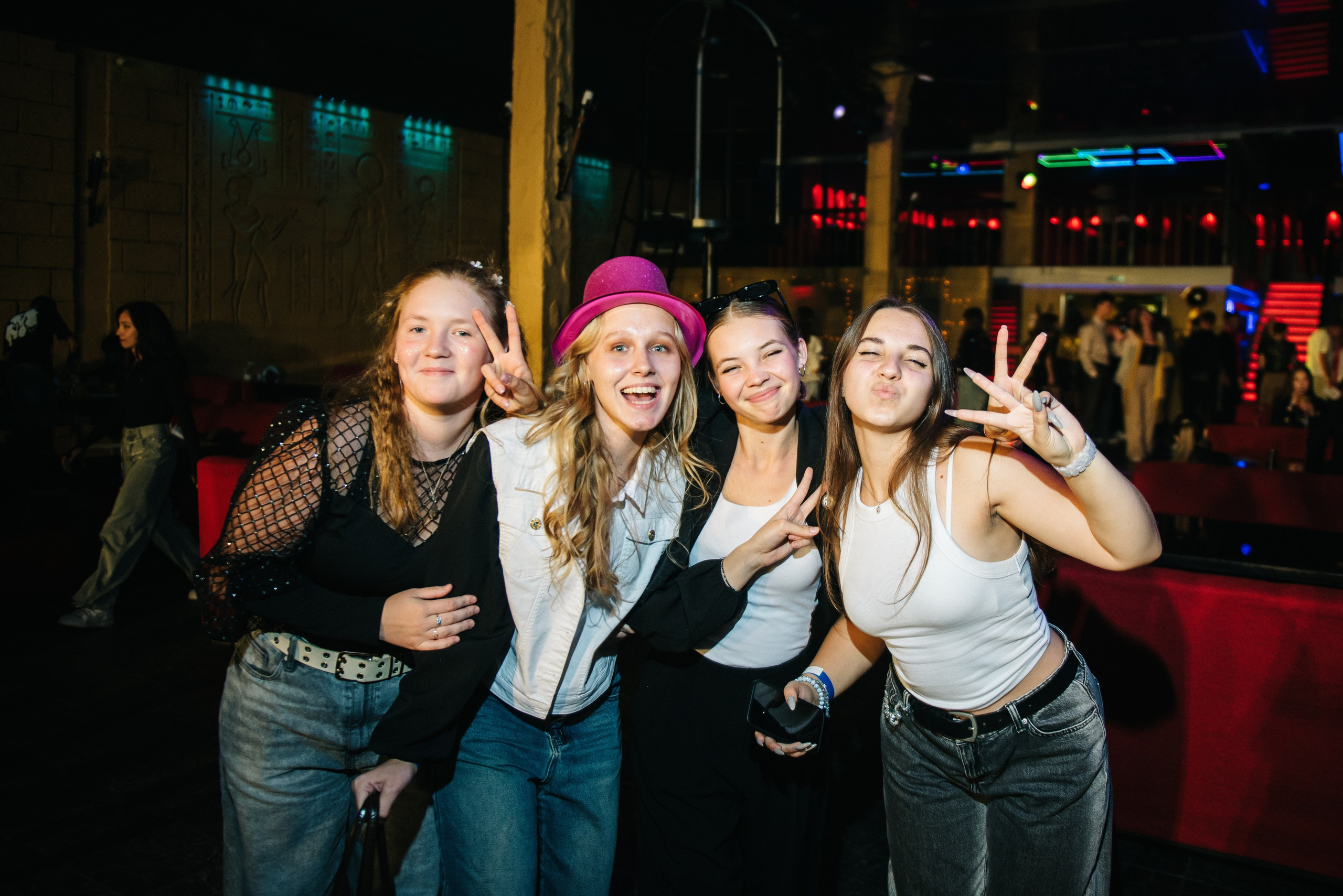 Ночные клубы. Ph.proulints