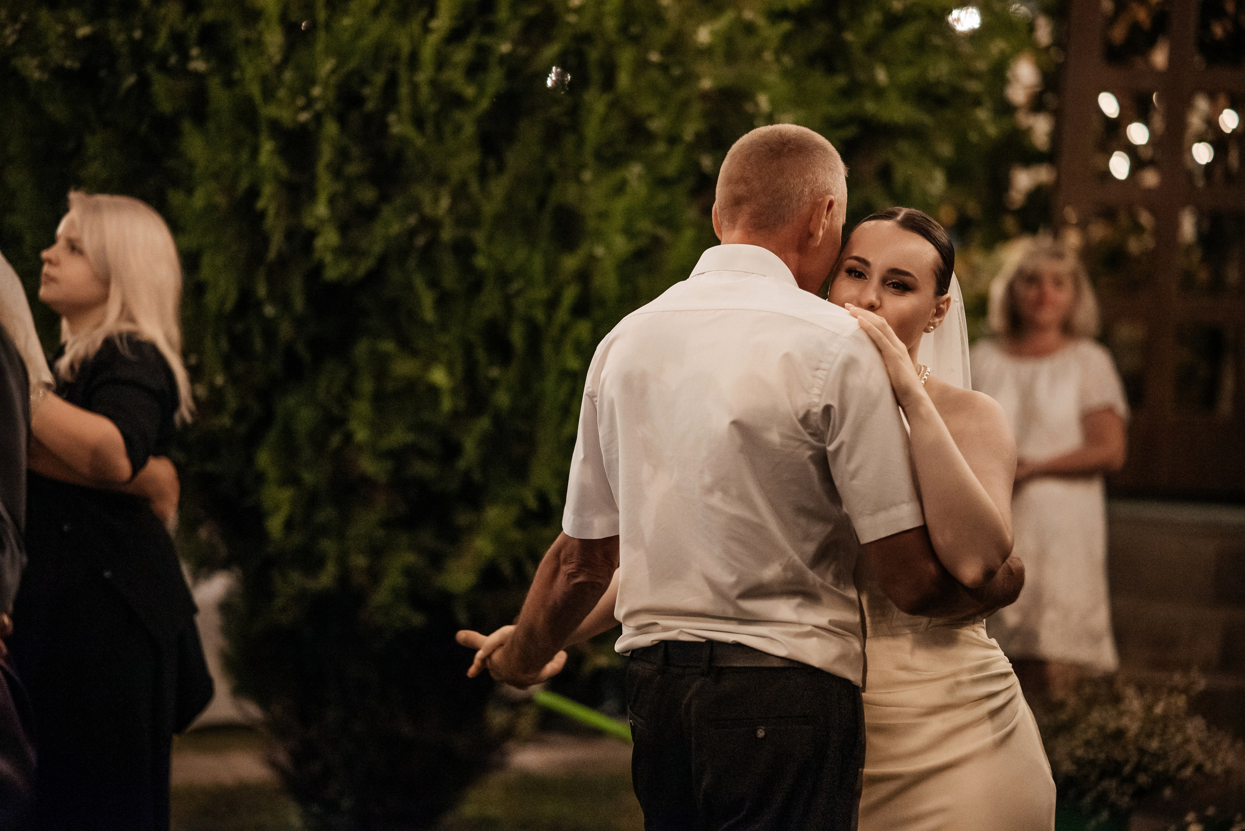 «Свадьба Даши и Артема». Школьный фотограф в Валуйках. Фотосессии для выпускников и изготовление выпускных альбомов в городе Валуйки и в Белгородской области