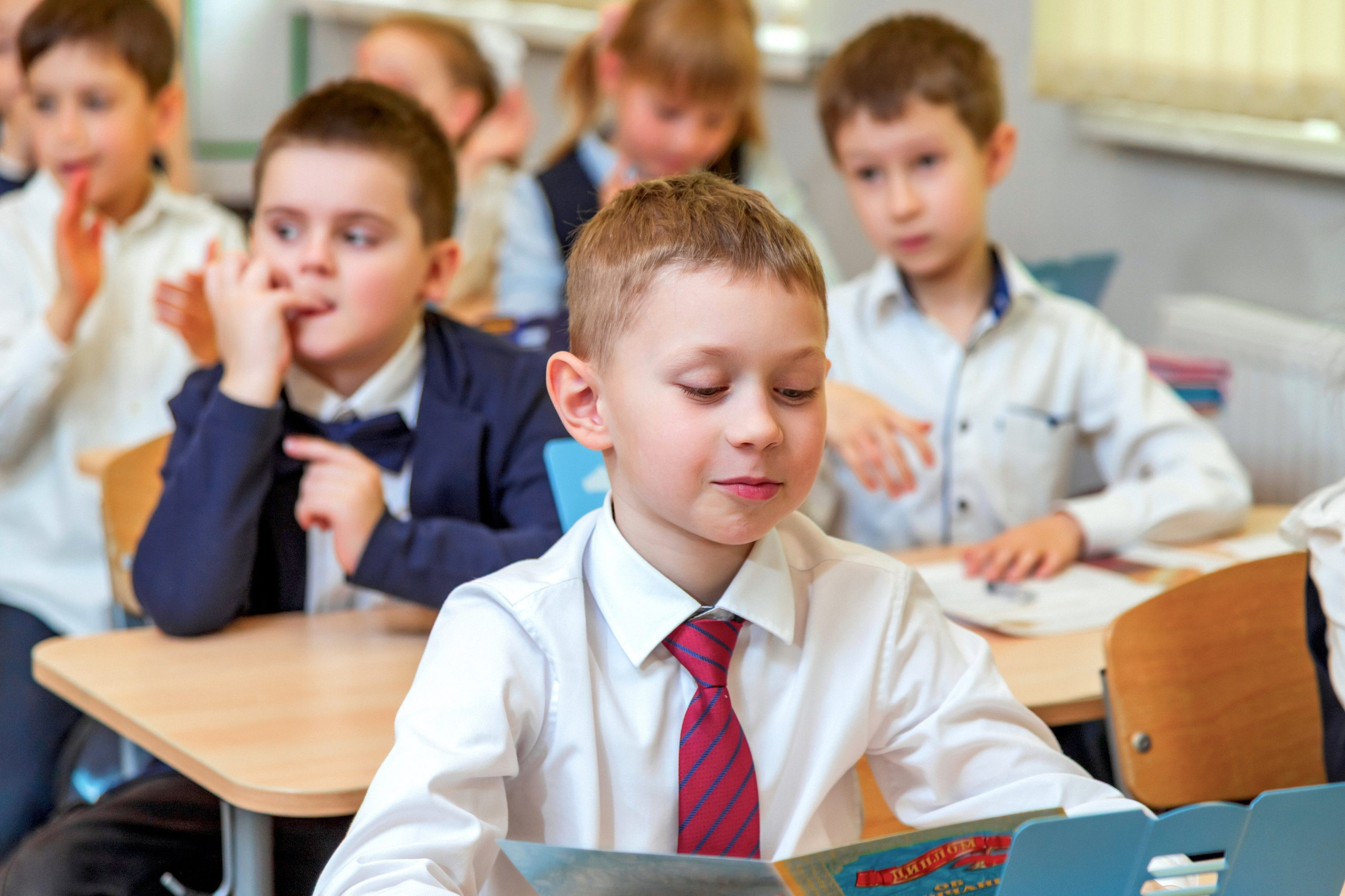 НАЧАЛЬНАЯ ШКОЛА. Фотограф Алина Лебедь