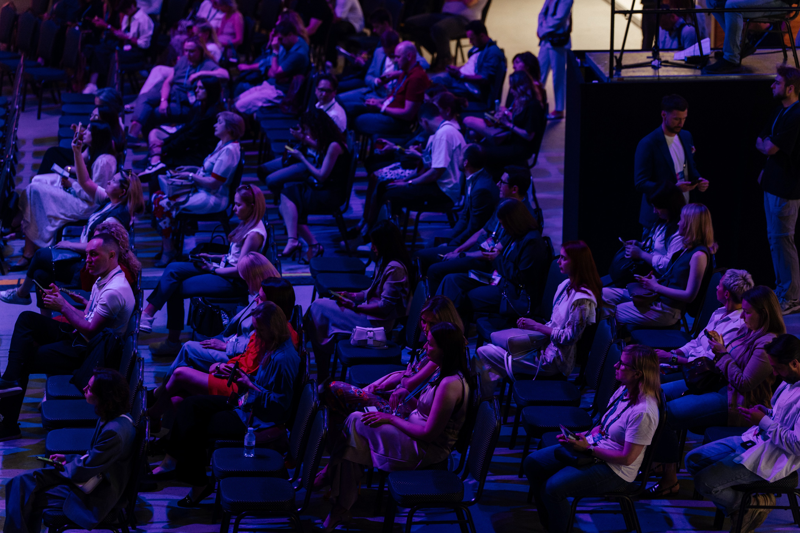 OfficeNext MTS live hall. Андрей Сухинин репортажный свадебный фотограф Санкт-Петербург