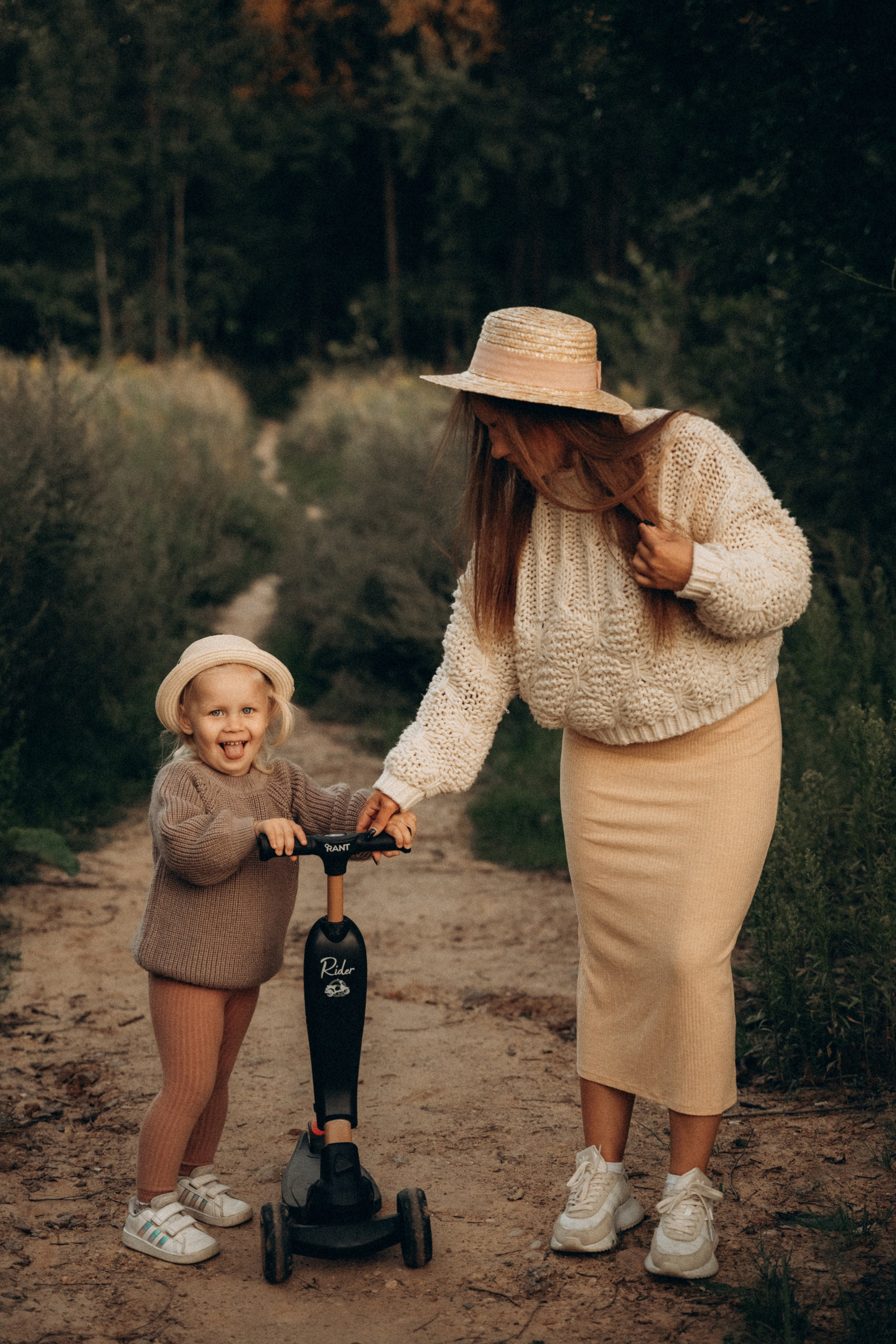 Катя и Сонечка. Фотограф Мария Миллс | Минск