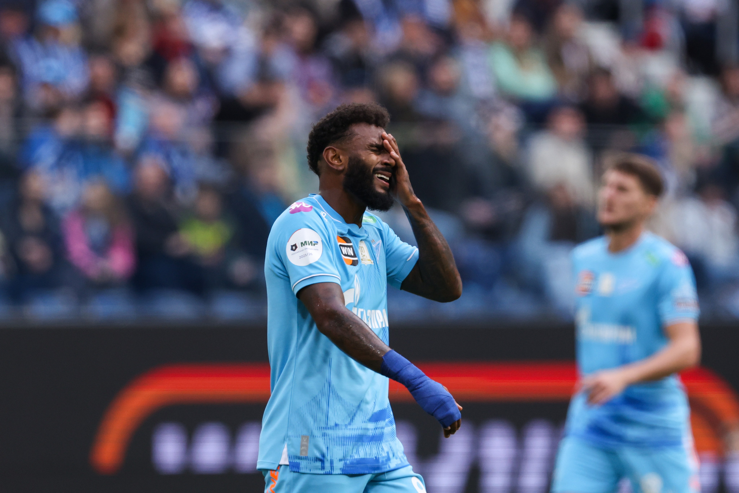 ФК «Зенит» — ФК «Крылья советов». Спортивный и репортажный фотограф Антон Тереханов