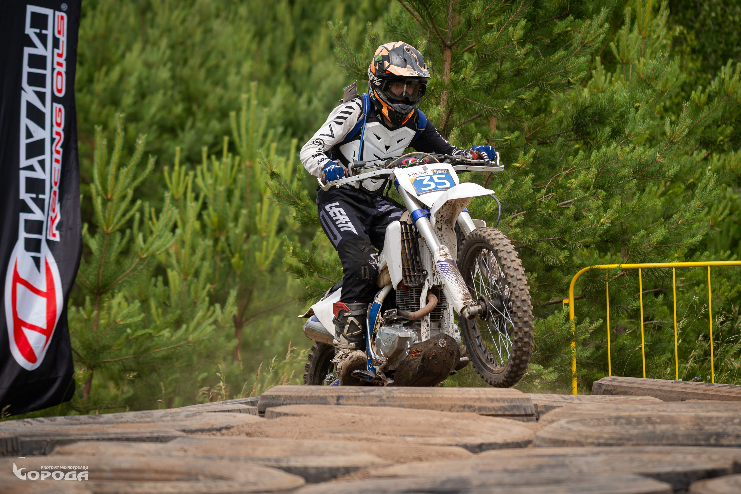 Владислав Новиков