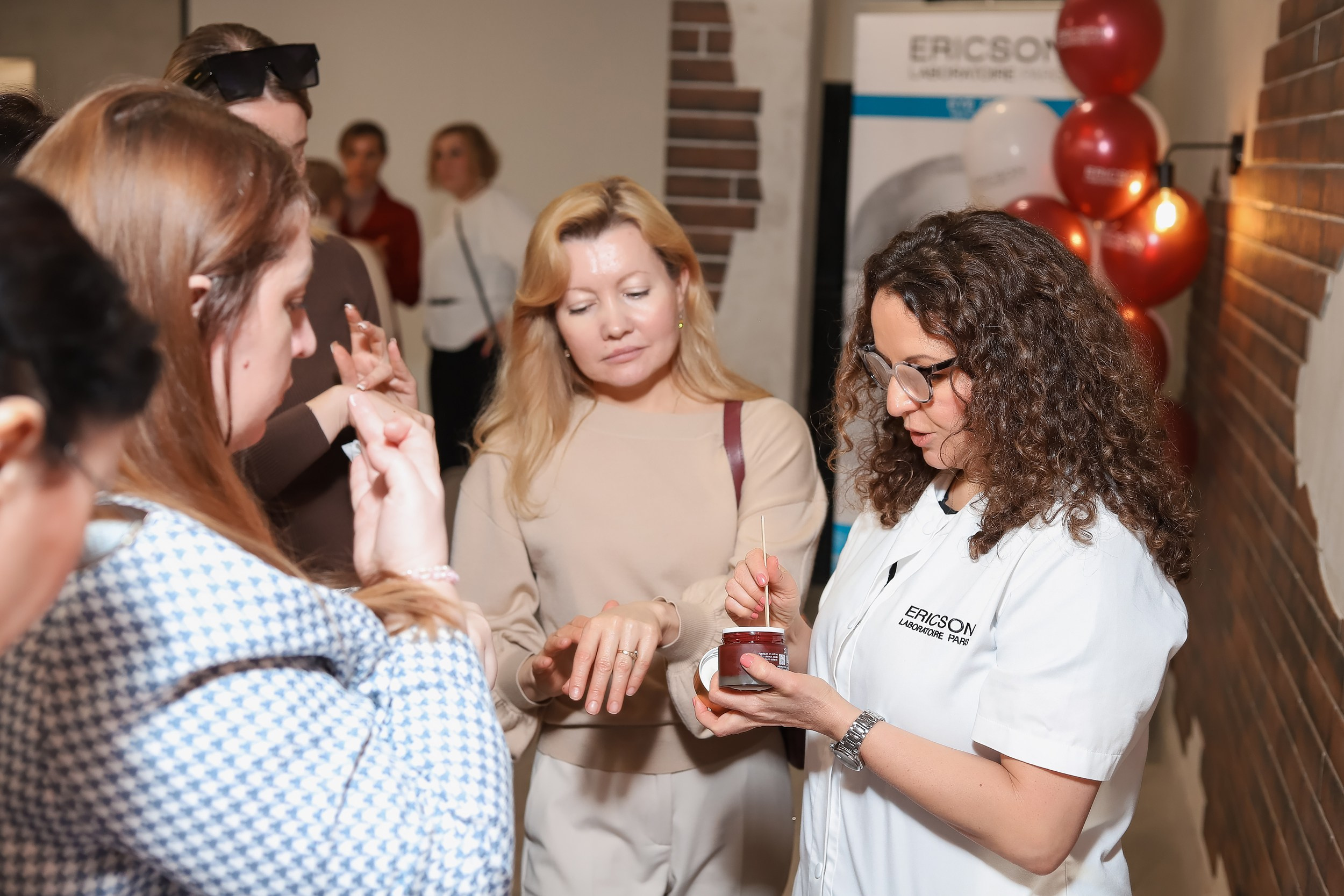 Бьюти конференция Ericson. Репортажный и fashion фотограф в Москве Сергей Бардин