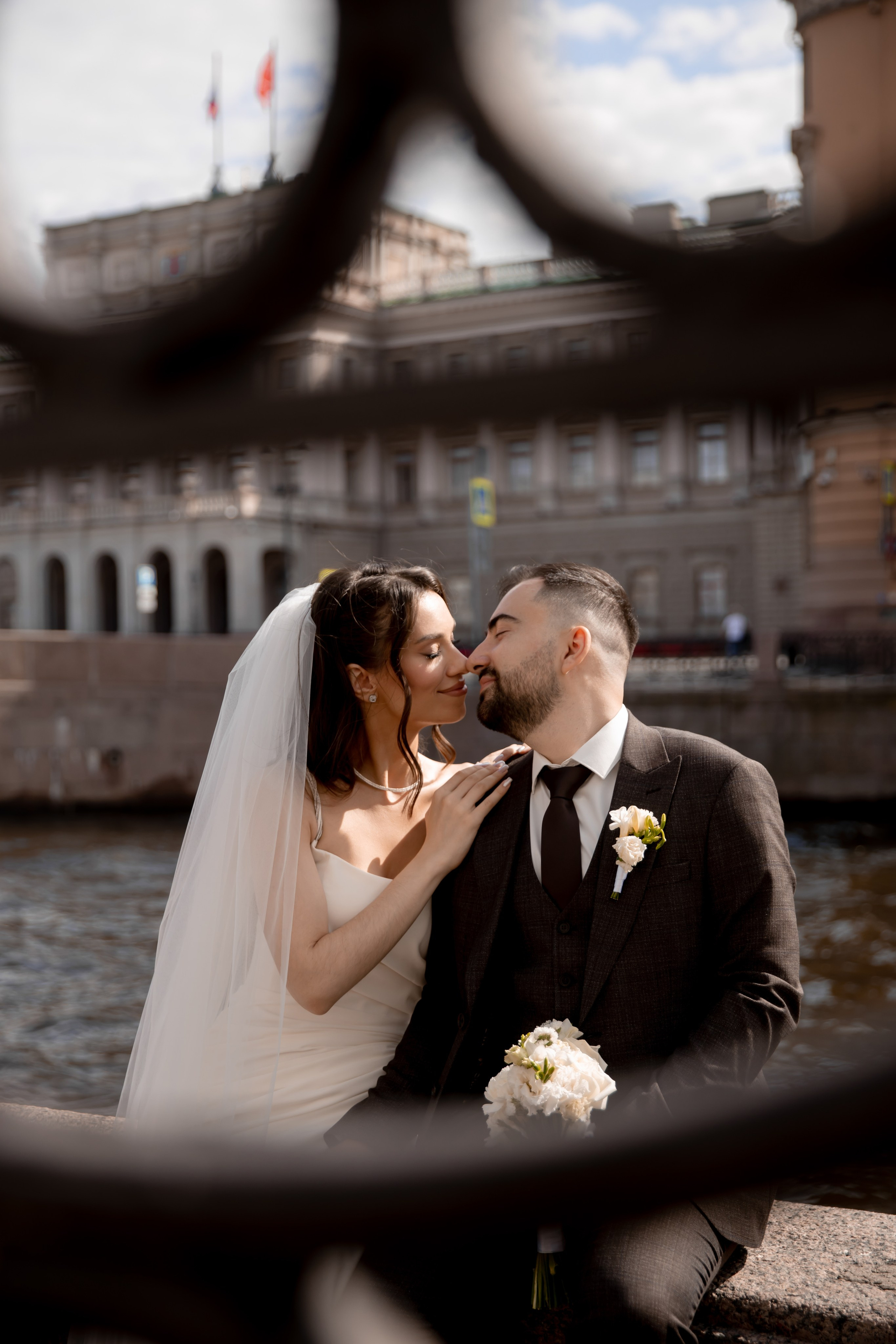 Анна и Александр / Прогулка + ЗАГС. Свадебный и семейный фотограф в Москве Диана Левченко