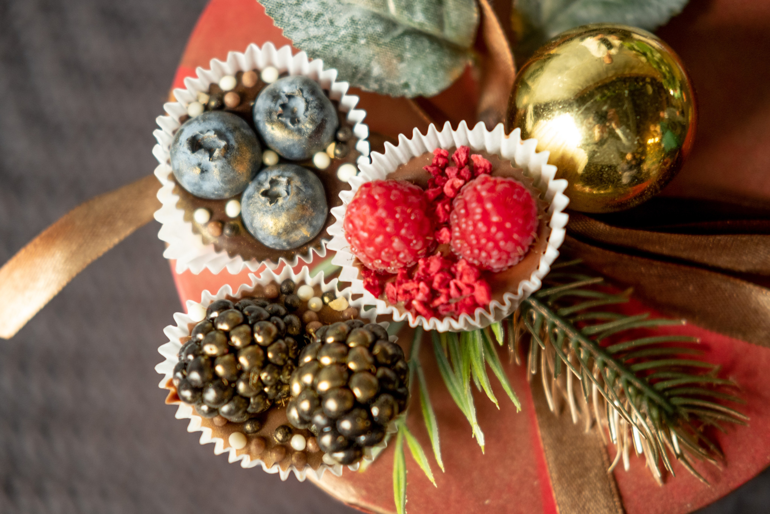 Съемка конфет ручной работы для Озон в Санкт-Петербурге. Фотосессия для маркетплейсов