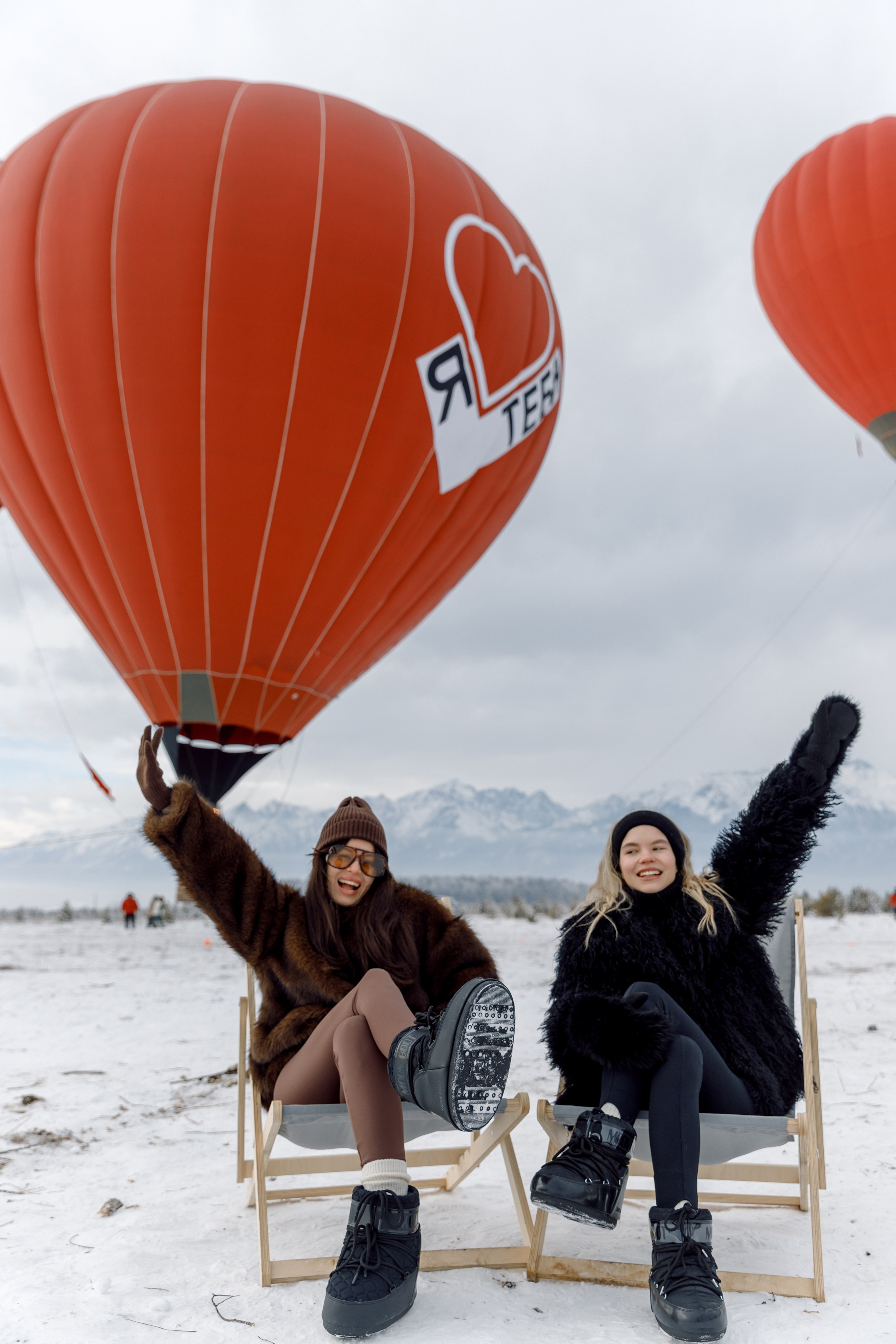ЯБЛОКИ НА СНЕГУ. Свадебный фотограф Иркутск, репортажный фотограф Иркутск