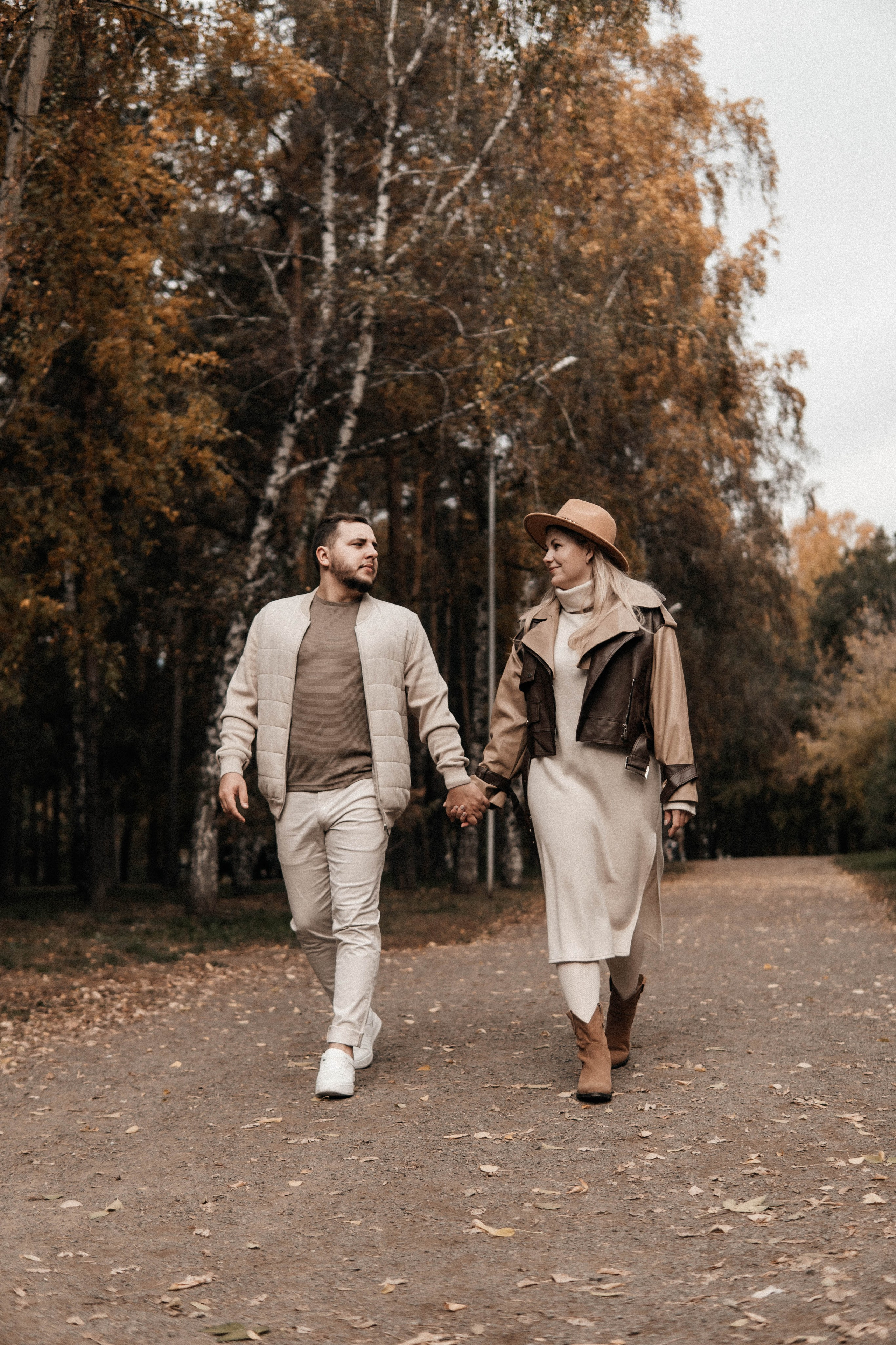 Прогулка осенью в парке. Главная страница