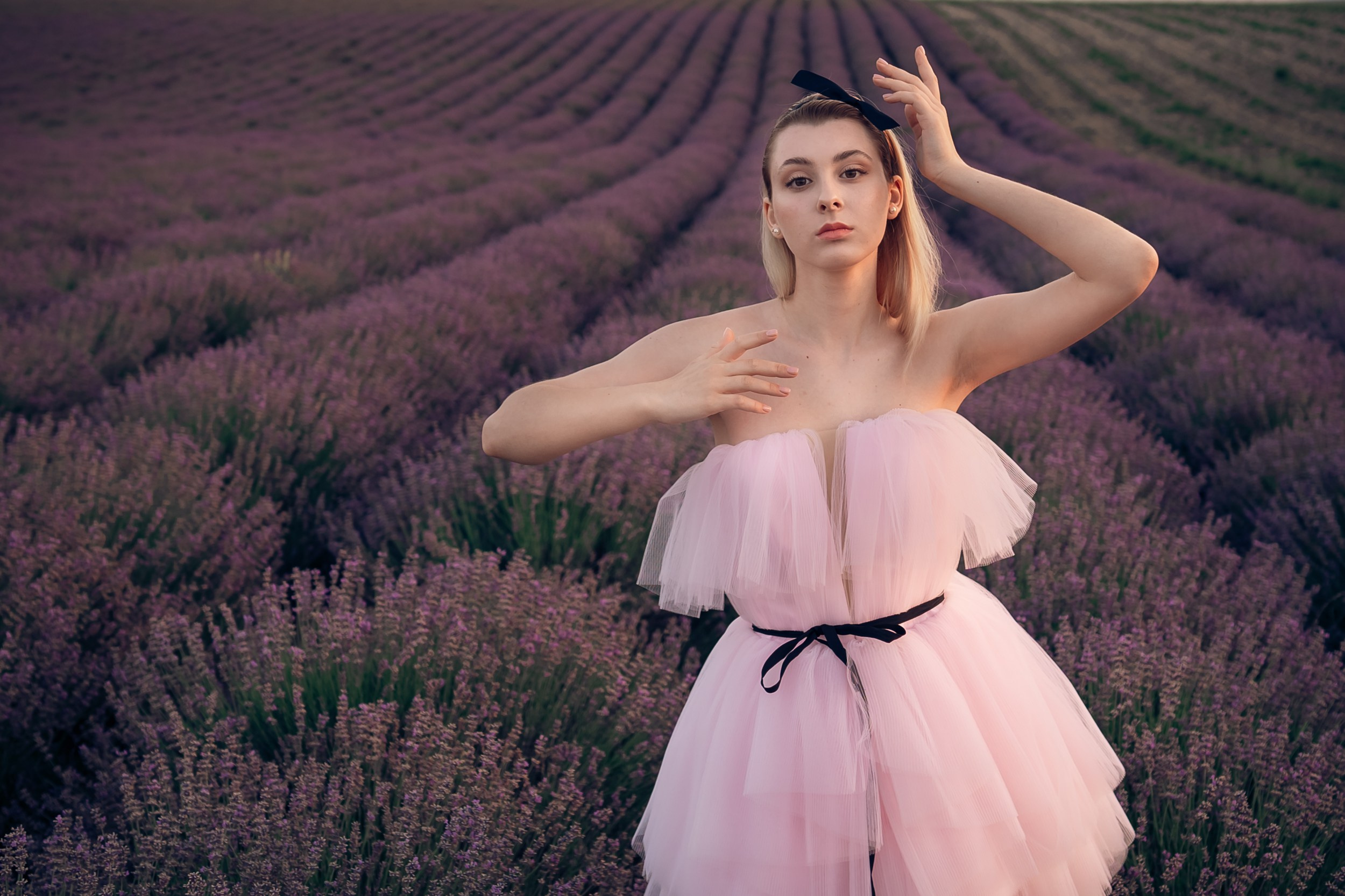 Фотоистория в лавандовом поле. Церковный фотограф Севастополь