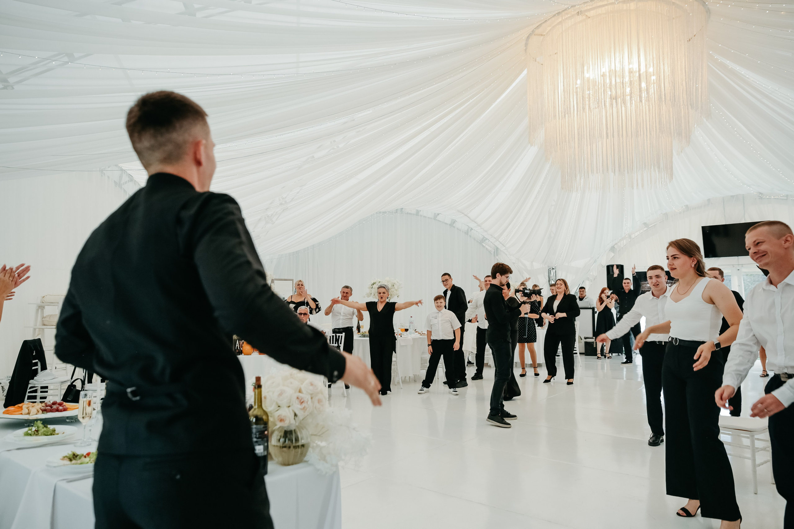 Ангелина и Рома (Свадебный шатер «это по любви»). Катерина Макиева