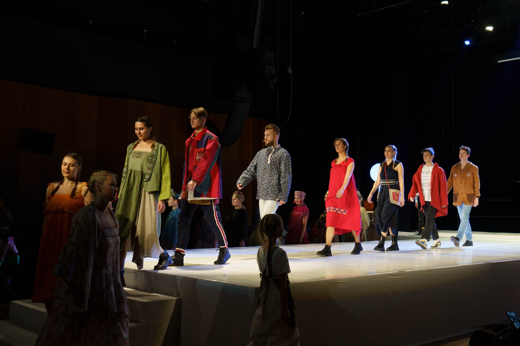 Дефиле. Фотограф/ видеограф Катя Ильина Калуга