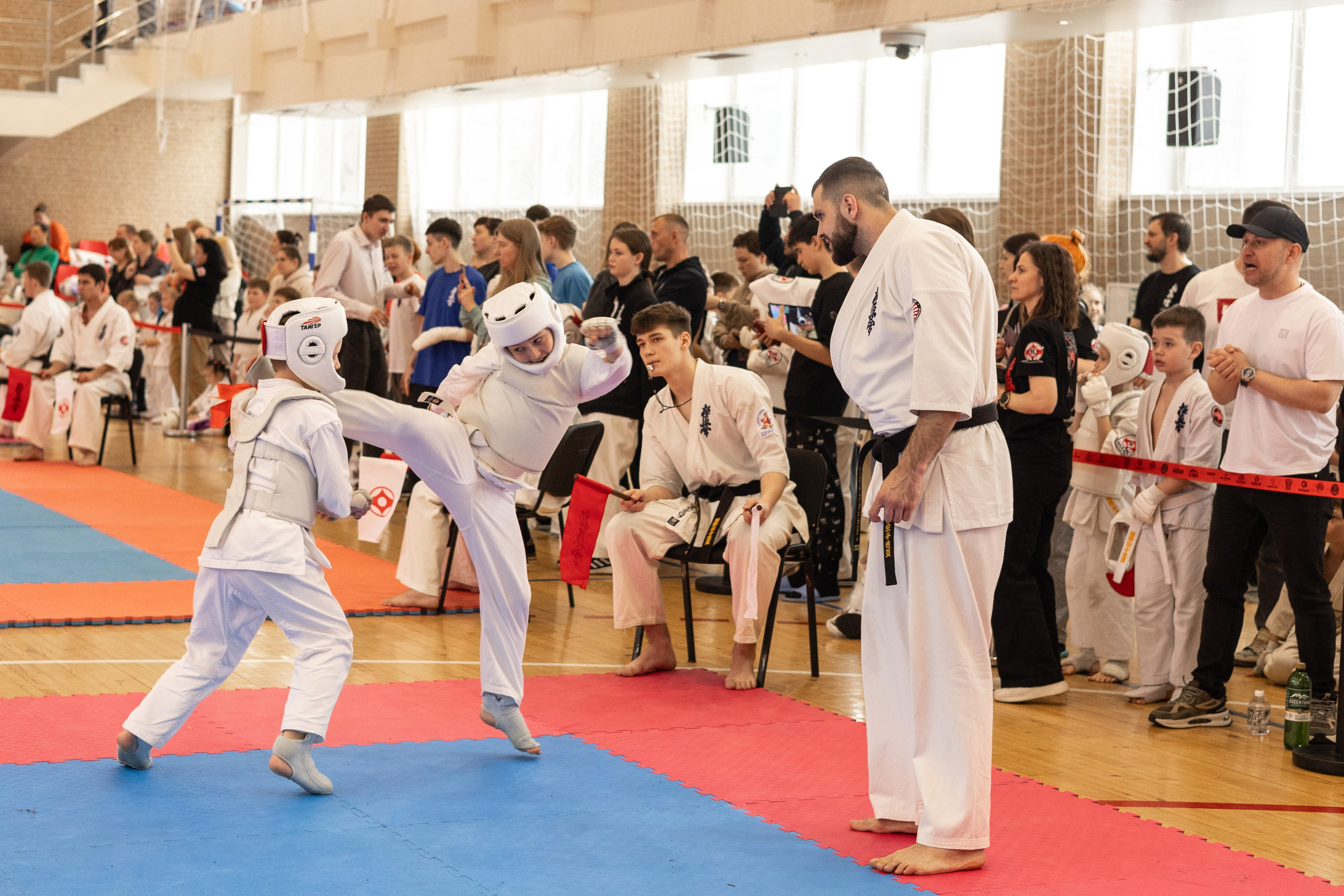 СПОРТ и ЦИРК. Портретный, свадебный, репортажный фотограф во Владивостоке Юлиана Джули Фокс