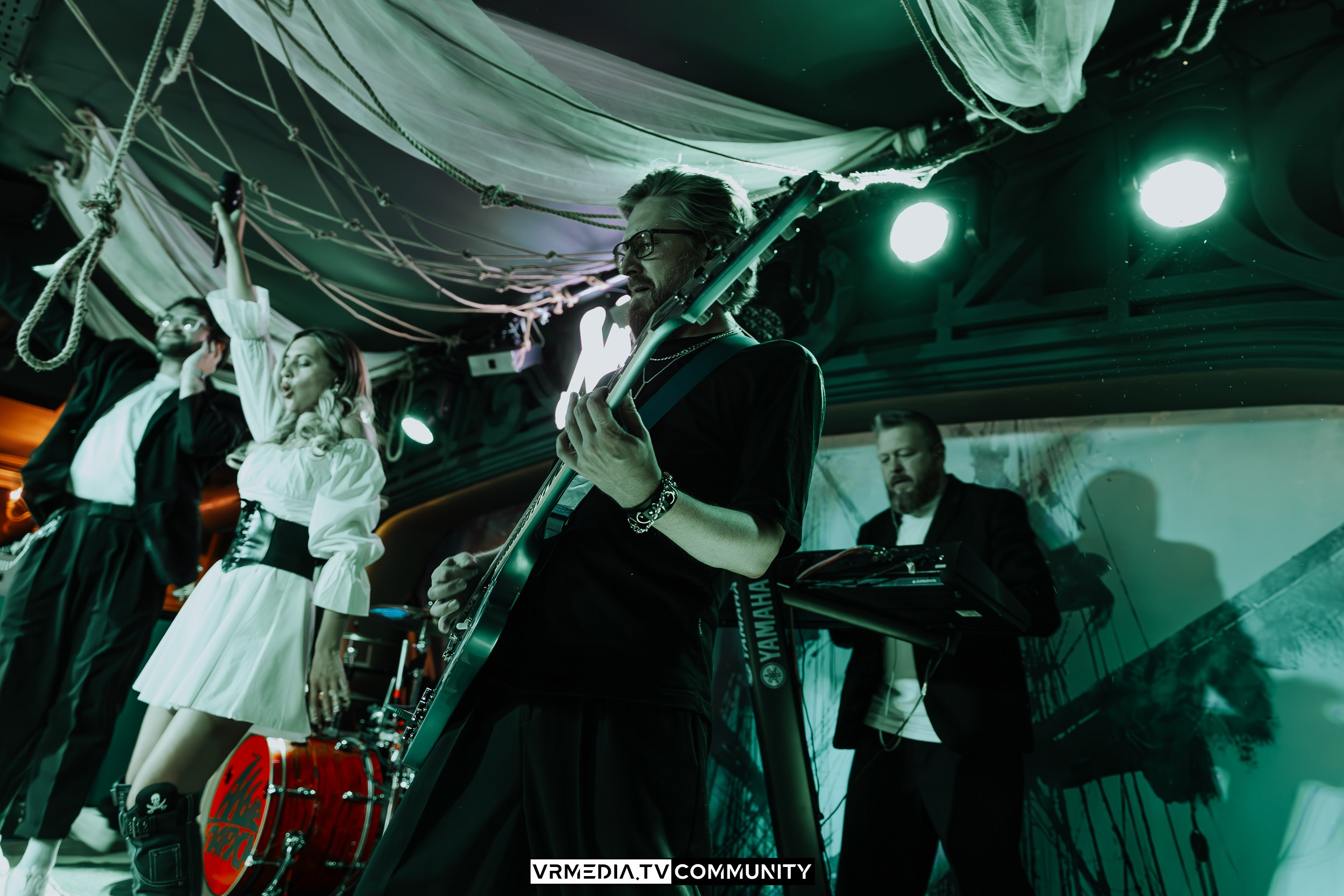 Ресторан «Мюнхен»: Часть команды — часть корабля