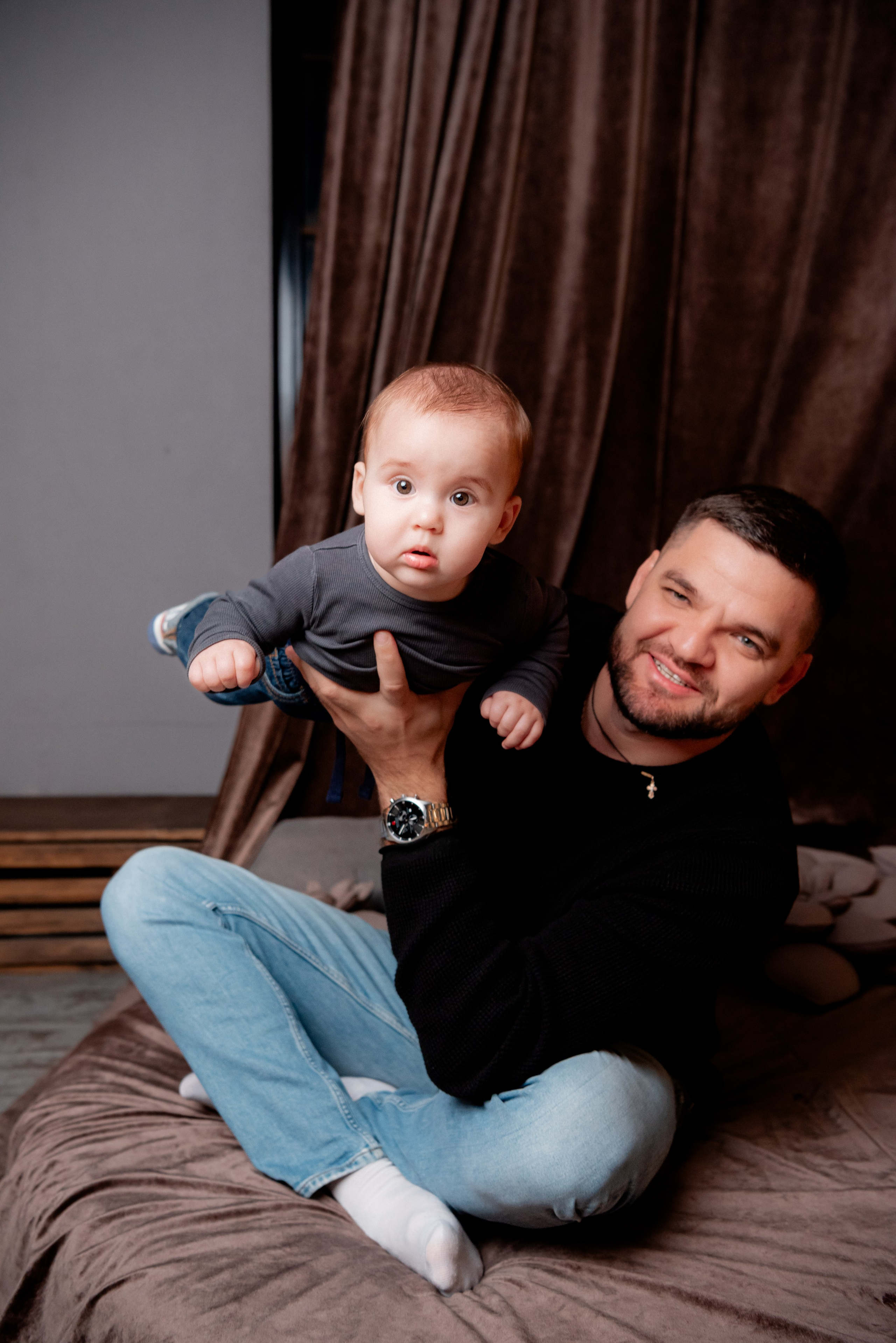 Семья Шварц в студии Атмосфера, зал Колорит. Фотограф в Волгограде и Волжском Александр Горбань