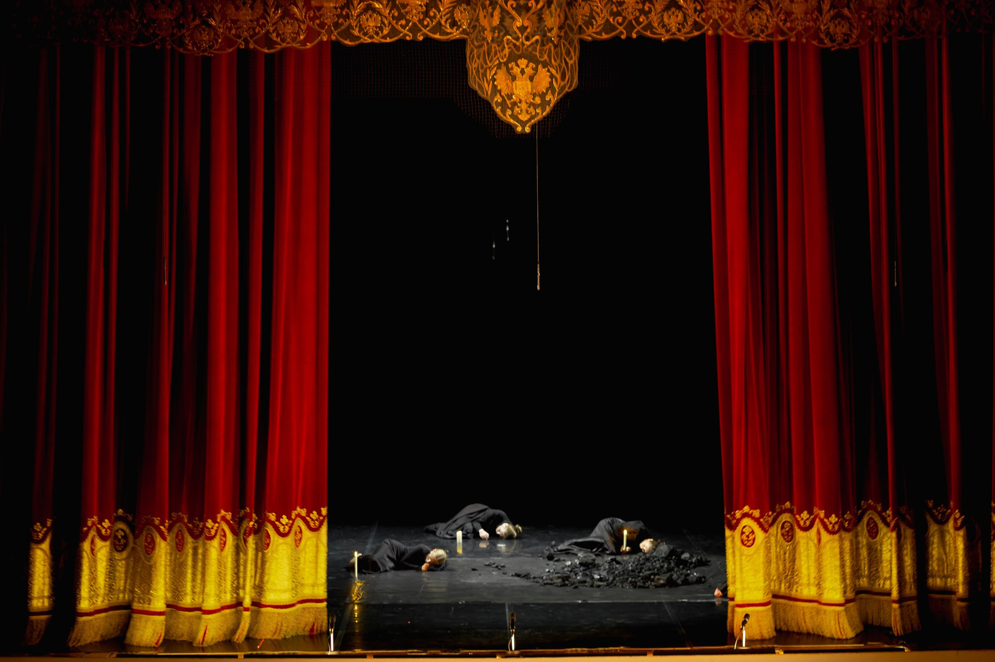 Спектакль Приглушенные голоса в Театре Эрмитажа (+репетиция). Семейный и портретный фотограф в Санкт-Петербурге Андрей Воробьев