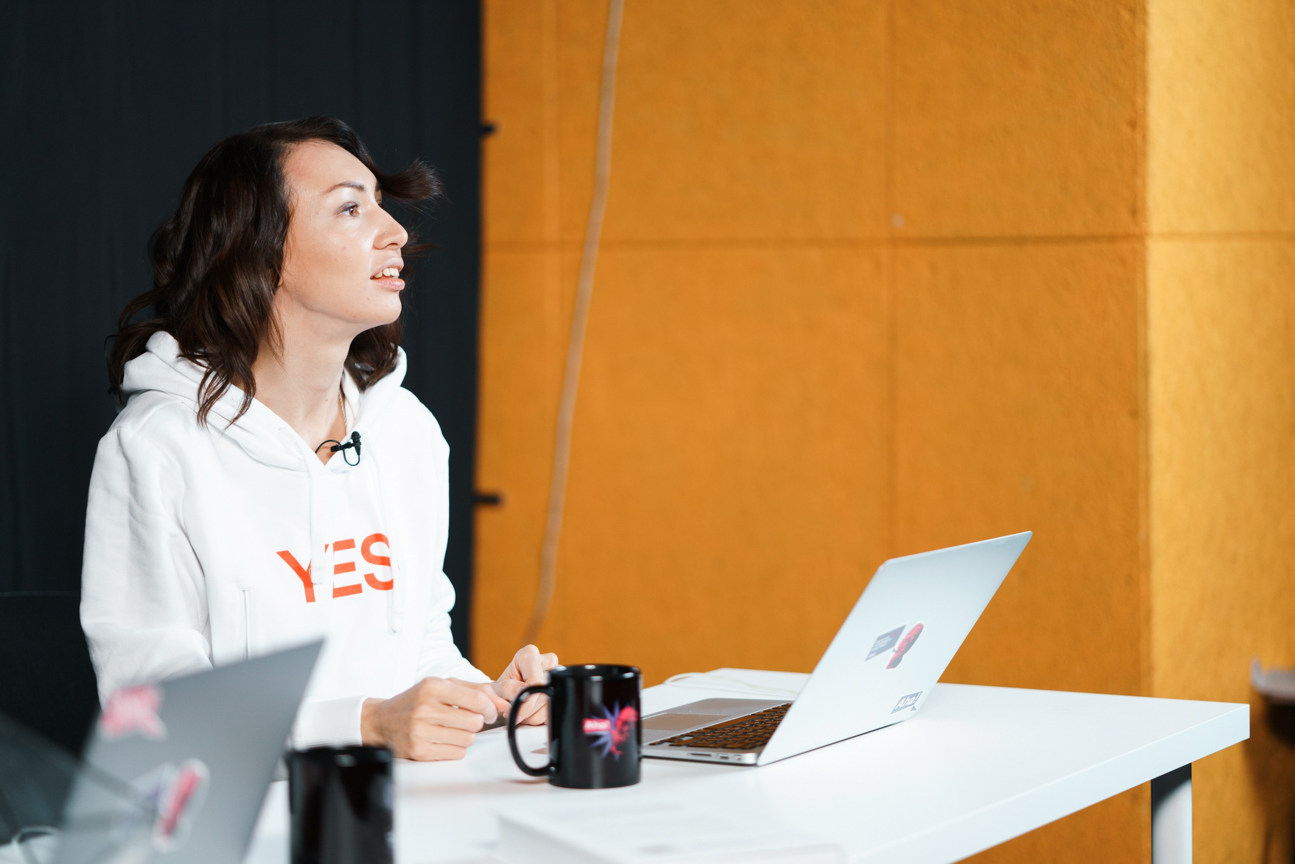 Aha! — 9 апреля 2021. Фотобанк Матемаркетинг