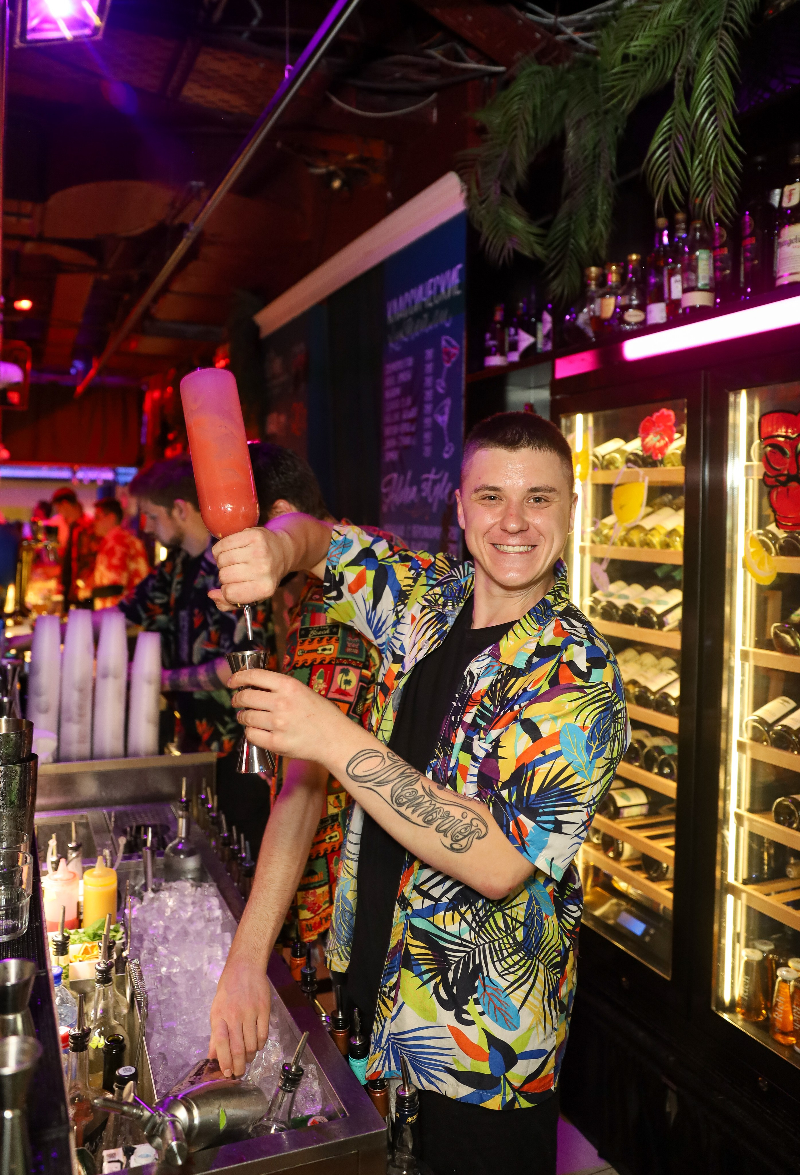 Вечеринки ALOHA BAR. Фотограф мероприятий Ирина Каширина