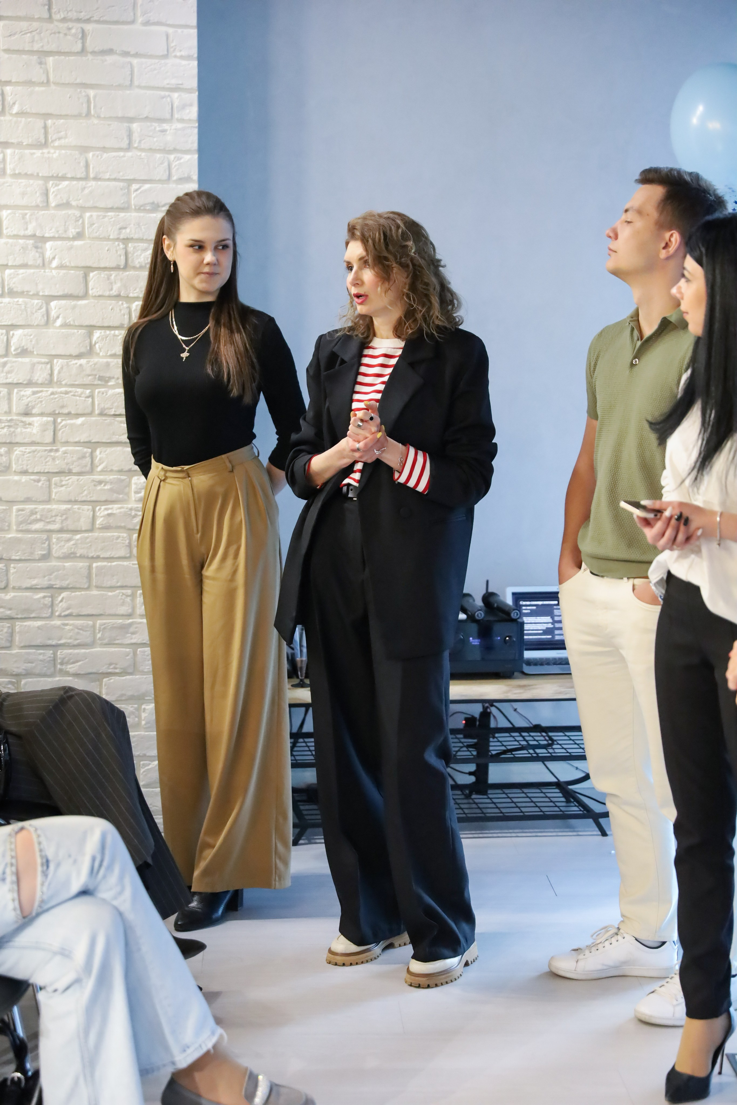 КОНФЕРЕНЦИЯ ВЫПУСКНИКОВ ШКОЛЫ ПРОДЮСИРОВАНИЯ АННЫ НОВИКОВОЙ. Фотограф мероприятий Ирина Каширина