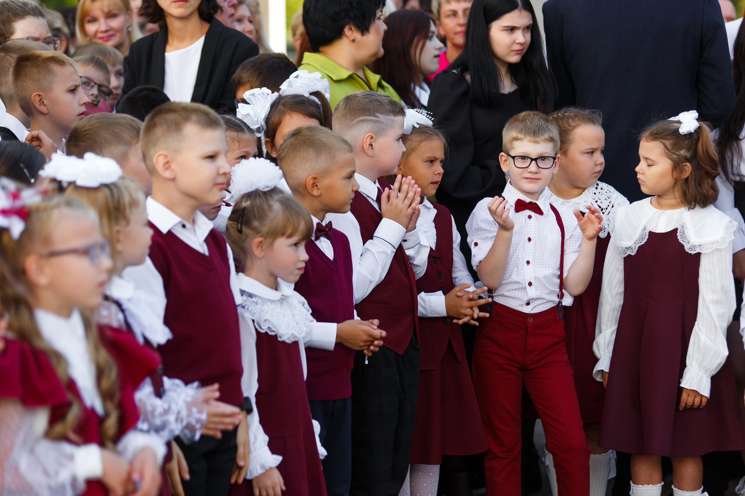 01 СЕНТЯБРЯ 2024 (МБОУ г. Мценска «Средняя школа № 9»). Профессиональный фотограф в Мценске и Орловской области