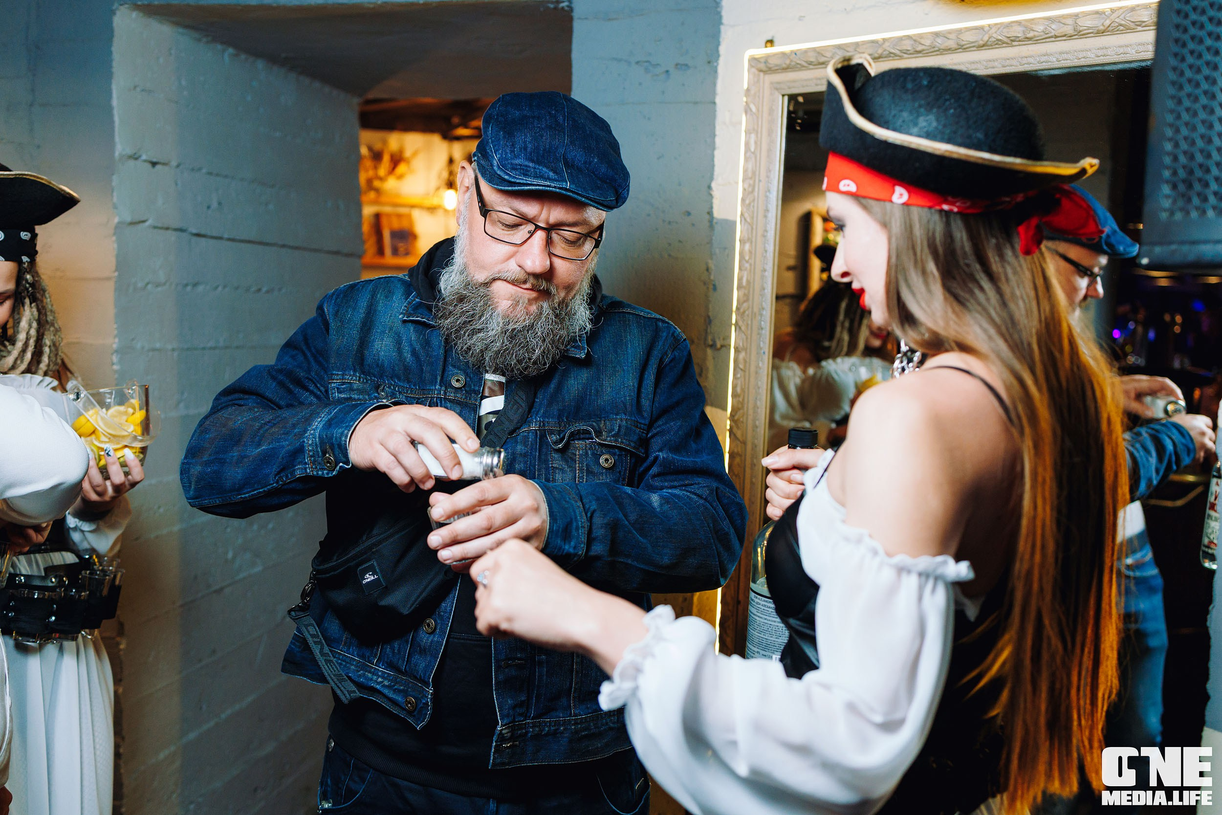 Фоторепортаж из бара Dreadnought. One Media Life: фоторепортажи, фотоотчеты с мероприятий и заведений