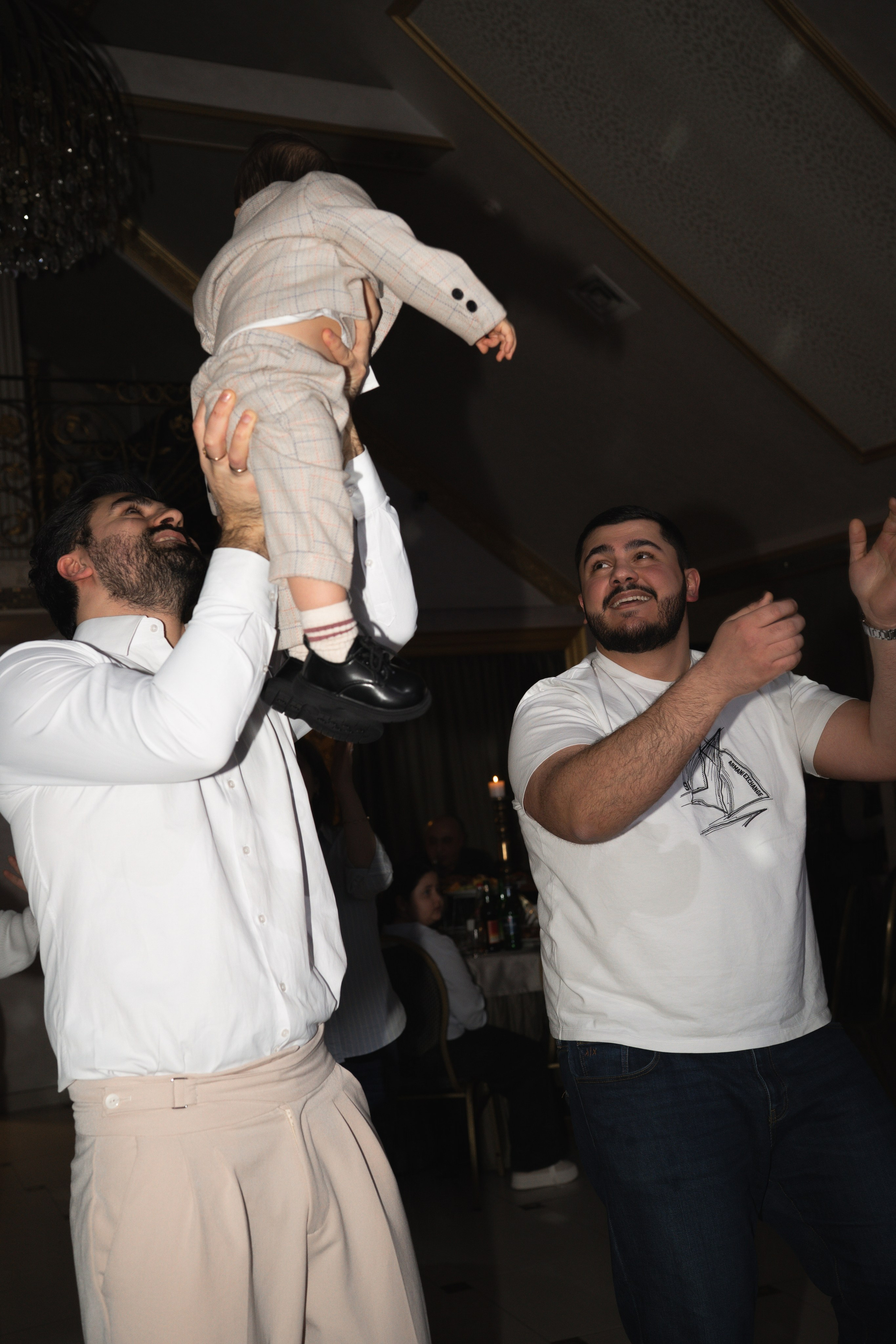 Леону 1 годик. Фотограф/рилсмейкер в Москве и МО. Свадьбы, индивидуальные съемки, лавстори, беременность, мероприятия, бренды