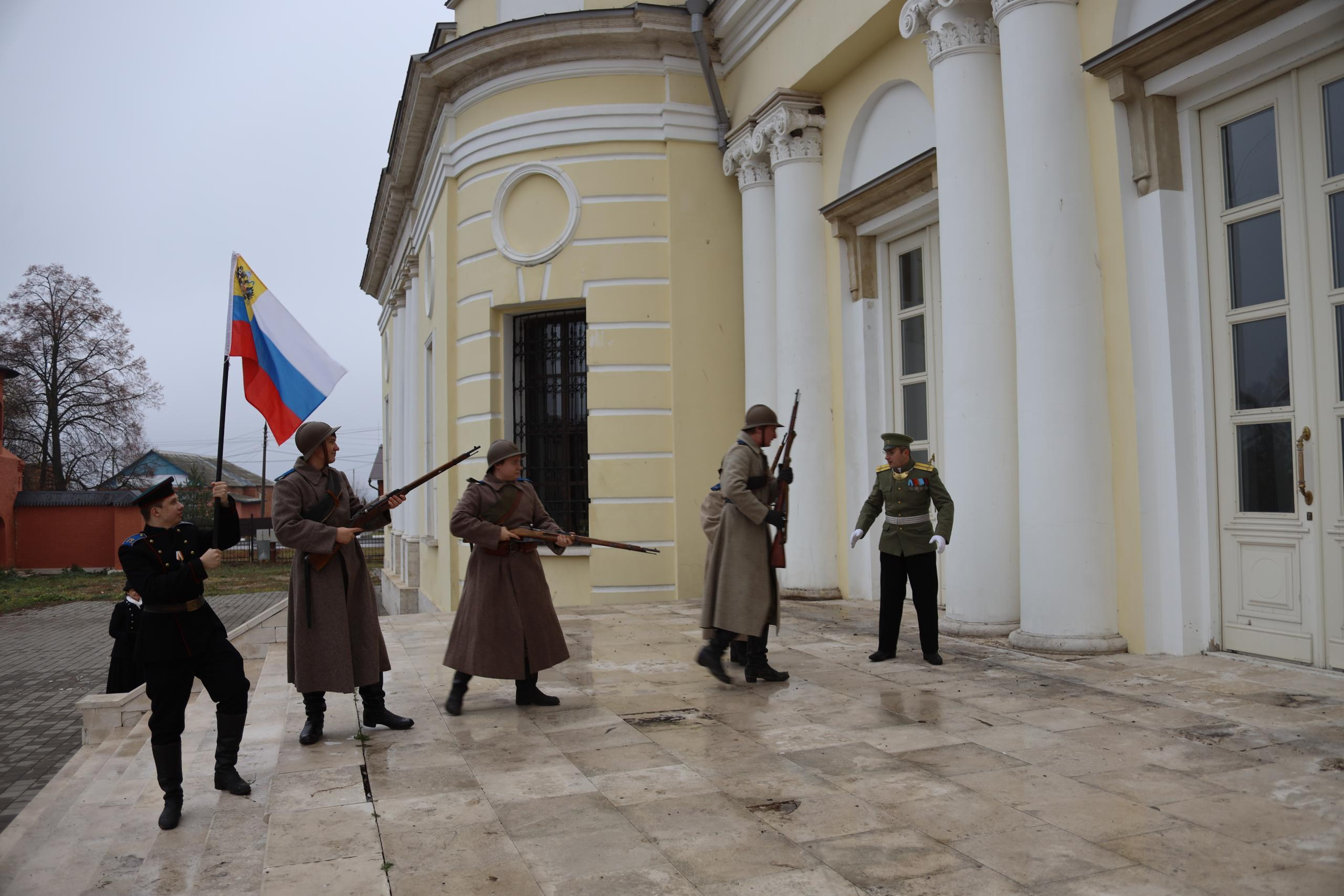 Репортаж Мемориал Вице-Адмиралу Кедрову М.А. в пос. Епифань Тульской области. Фотограф в Туле Крупский АнДРей. Фотостудия «КАДР71» в Туле