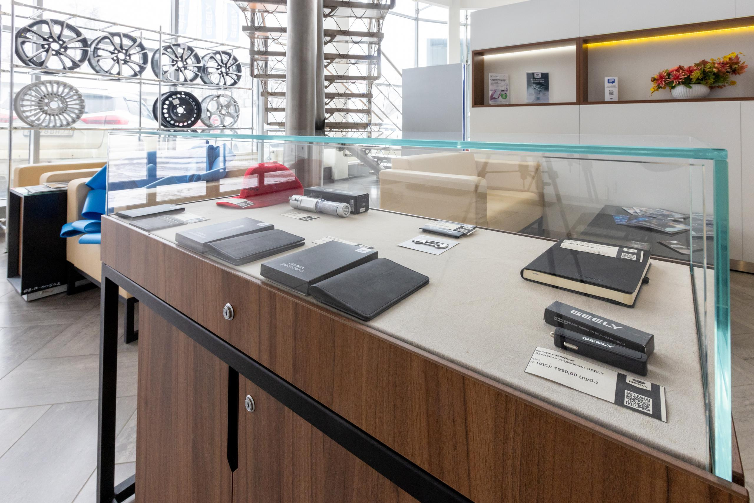 Дилерский центр Geely КорсГрупп. Фотограф в Туле Крупский АнДРей. Фотостудия «КАДР71» в Туле