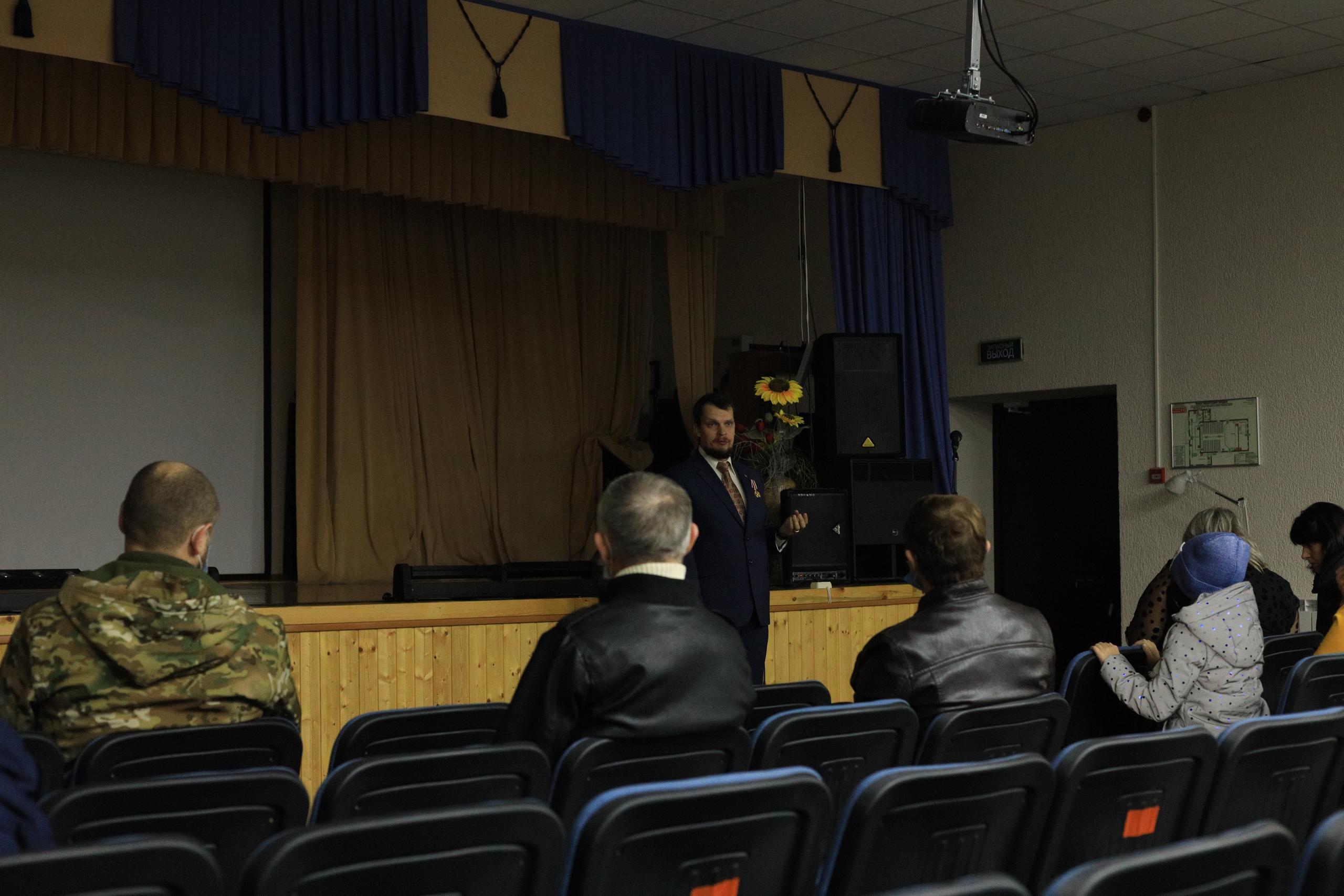 Репортаж Мемориал Вице-Адмиралу Кедрову М.А. в пос. Епифань Тульской области. Фотограф в Туле Крупский АнДРей. Фотостудия «КАДР71» в Туле