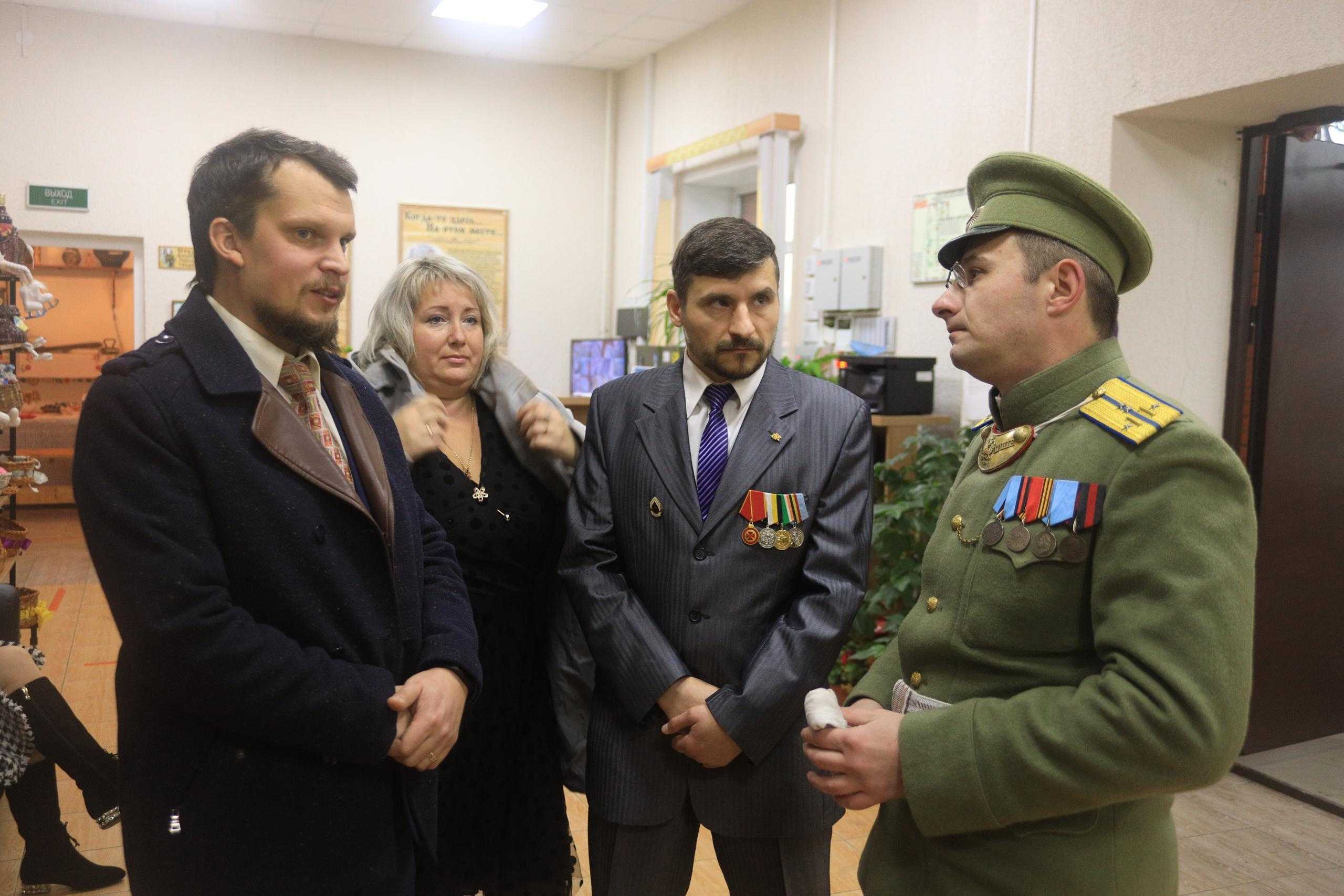 Репортаж Мемориал Вице-Адмиралу Кедрову М.А. в пос. Епифань Тульской области. Фотограф в Туле Крупский АнДРей. Фотостудия «КАДР71» в Туле