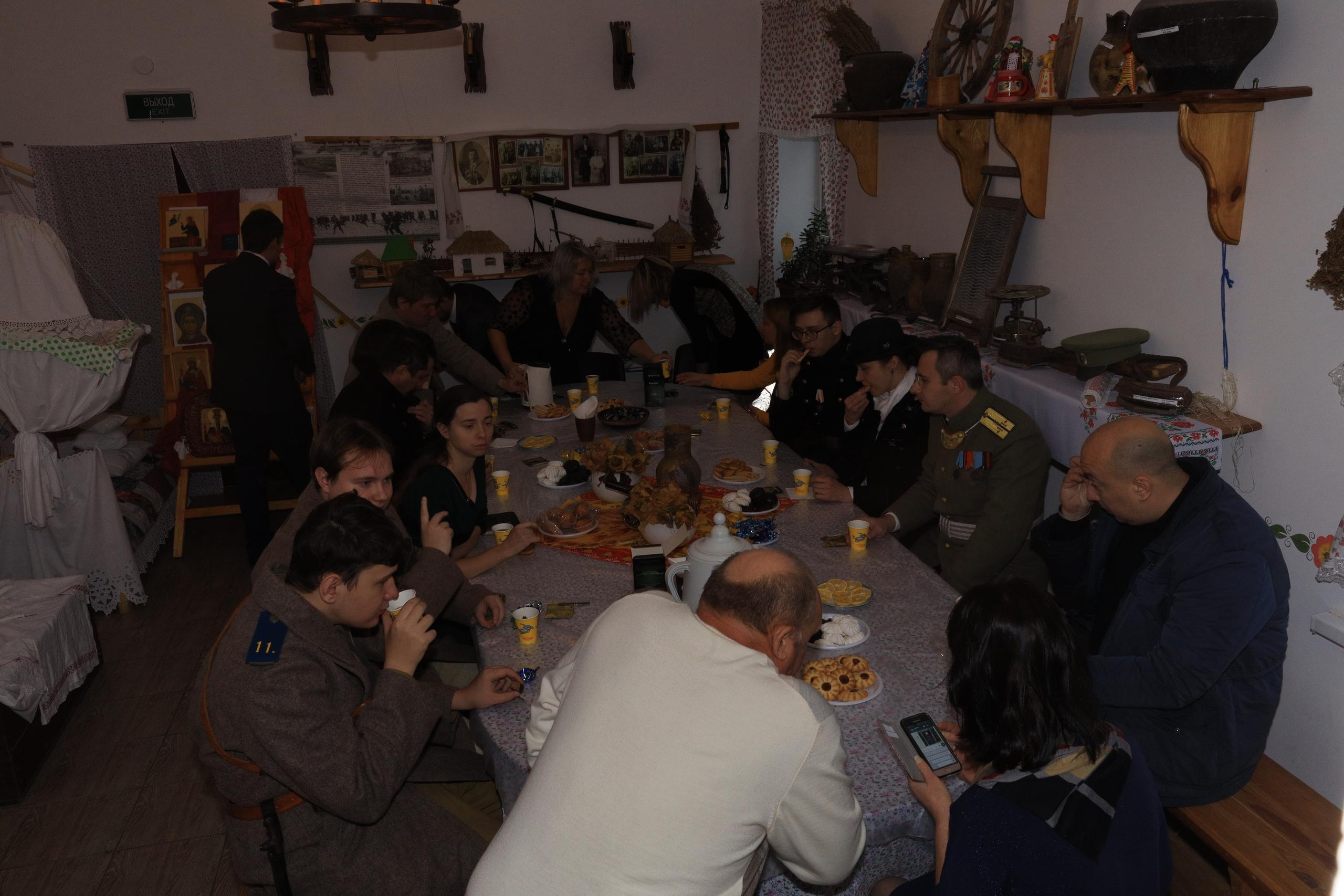 Репортаж Мемориал Вице-Адмиралу Кедрову М.А. в пос. Епифань Тульской области. Фотограф в Туле Крупский АнДРей. Фотостудия «КАДР71» в Туле