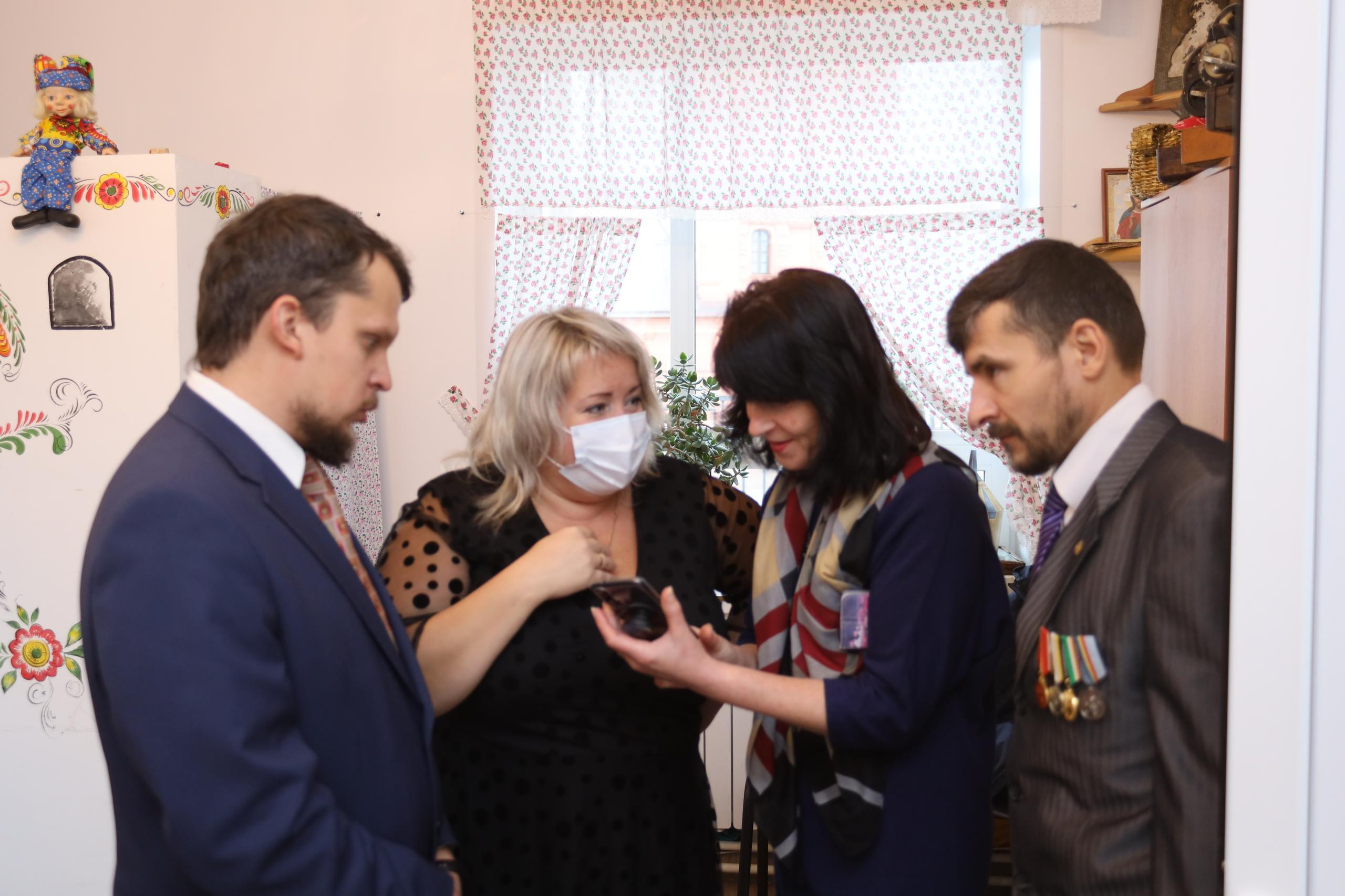 Репортаж Мемориал Вице-Адмиралу Кедрову М.А. в пос. Епифань Тульской области. Фотограф в Туле Крупский АнДРей. Фотостудия «КАДР71» в Туле