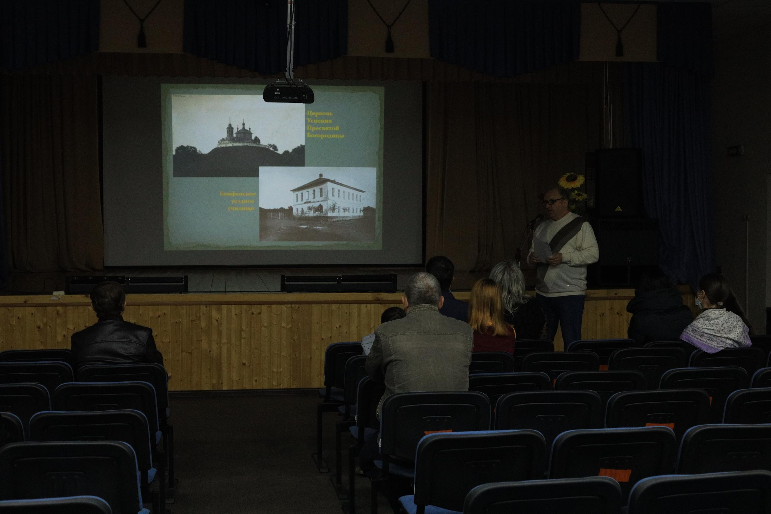 Репортаж Мемориал Вице-Адмиралу Кедрову М.А. в пос. Епифань Тульской области. Фотограф в Туле Крупский АнДРей. Фотостудия «КАДР71» в Туле