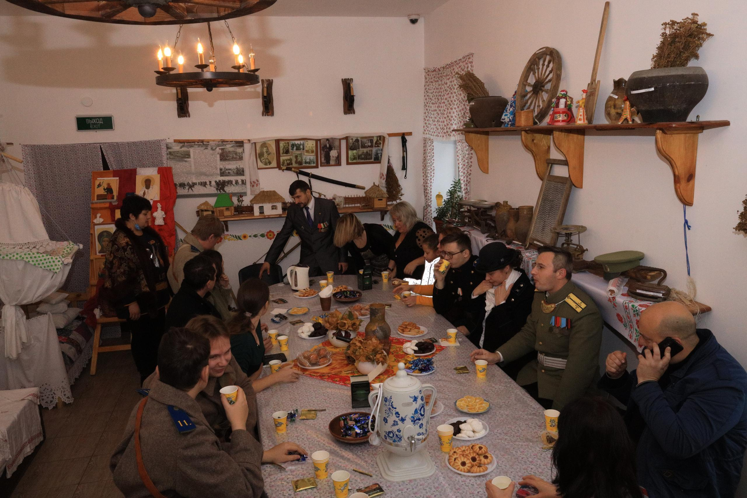 Репортаж Мемориал Вице-Адмиралу Кедрову М.А. в пос. Епифань Тульской области. Фотограф в Туле Крупский АнДРей. Фотостудия «КАДР71» в Туле