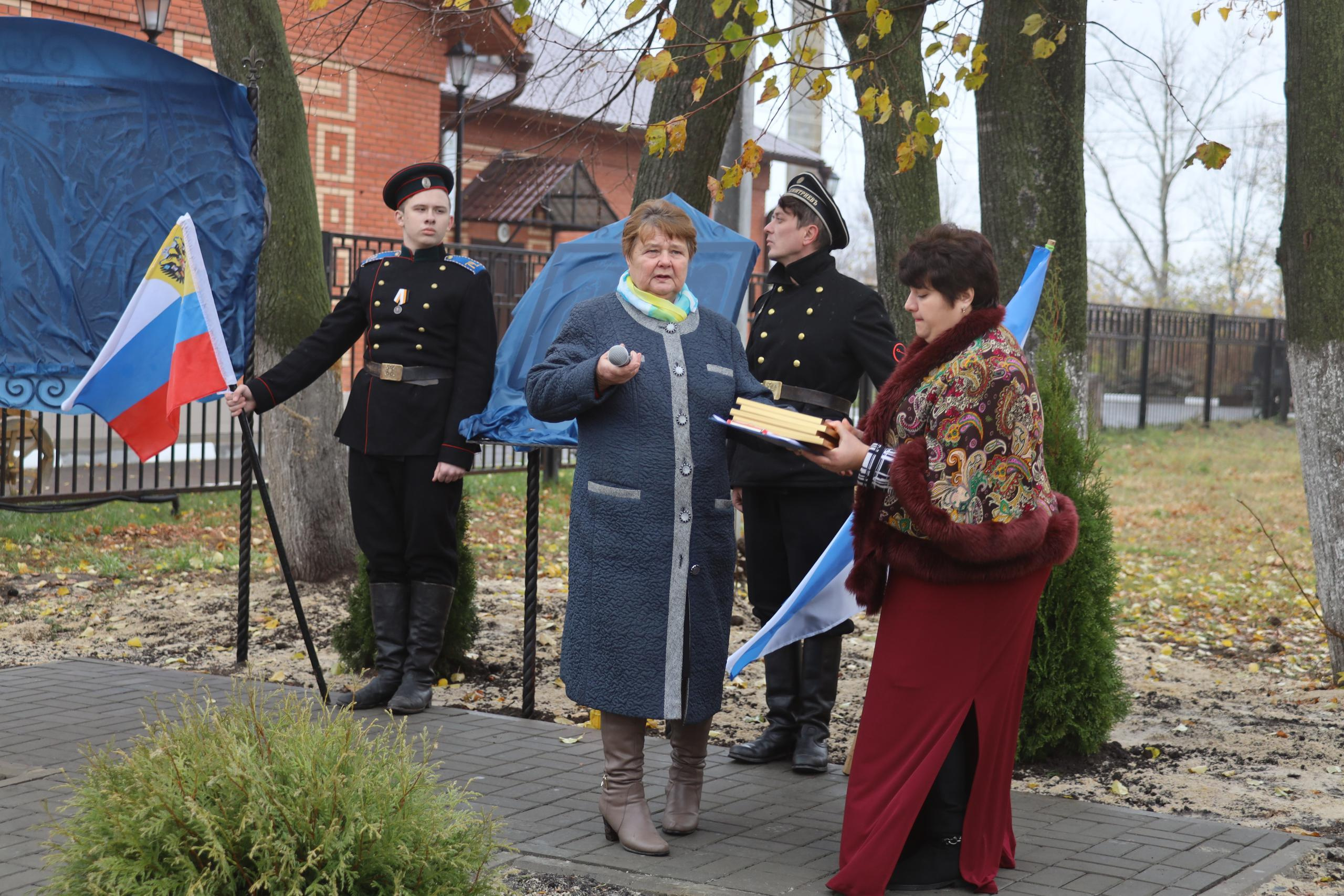 Репортаж Мемориал Вице-Адмиралу Кедрову М.А. в пос. Епифань Тульской области. Фотограф в Туле Крупский АнДРей. Фотостудия «КАДР71» в Туле